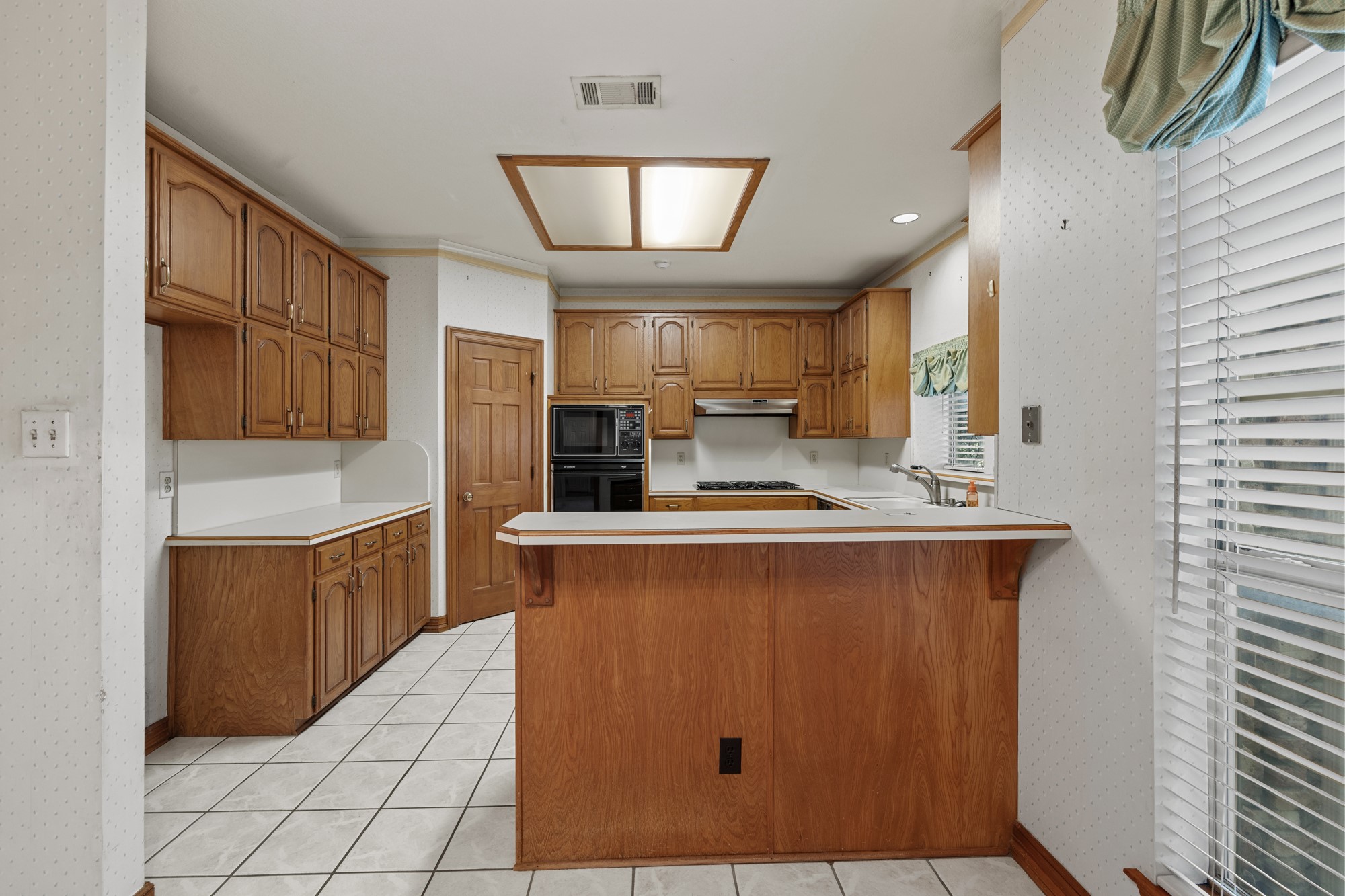 7539 Summitview Drive