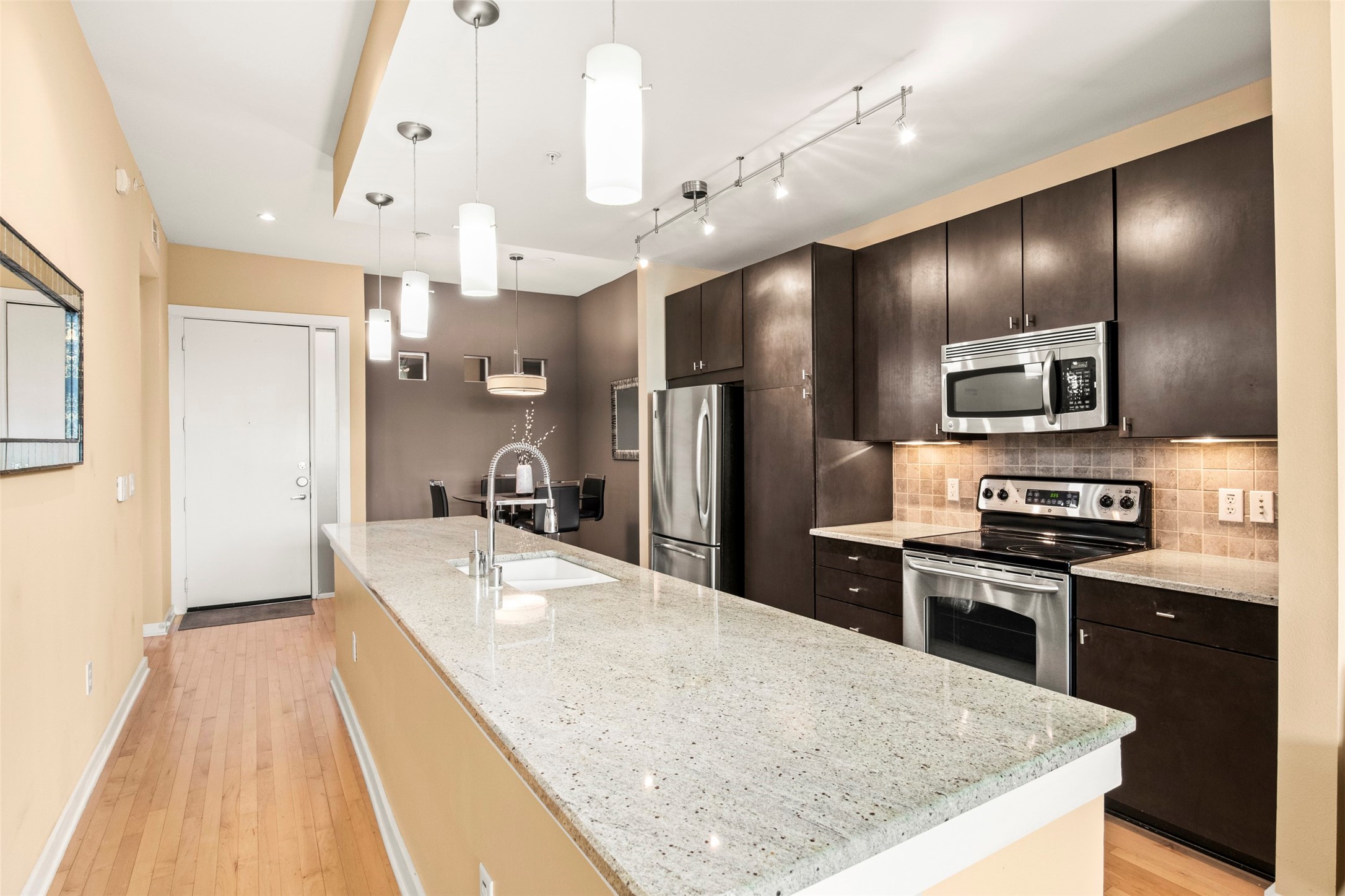 2950 Mckinney Avenue 412