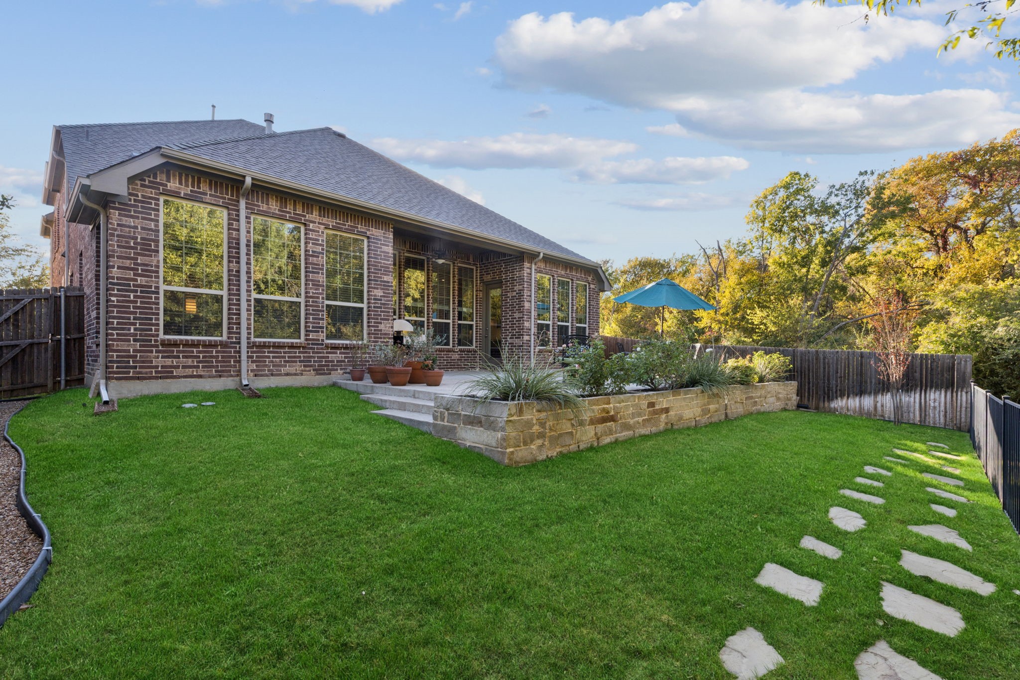 807 Dove Trail