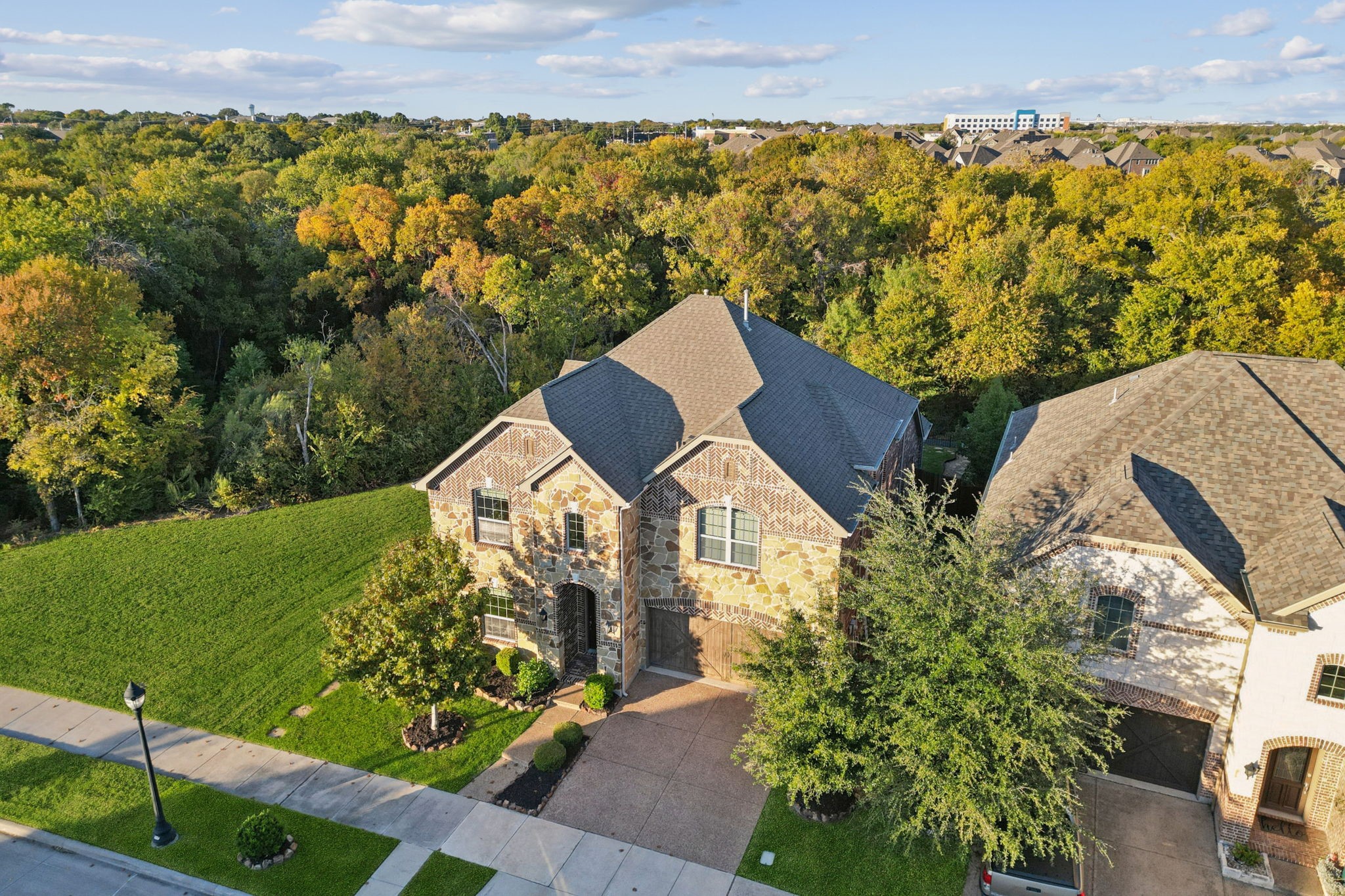 807 Dove Trail