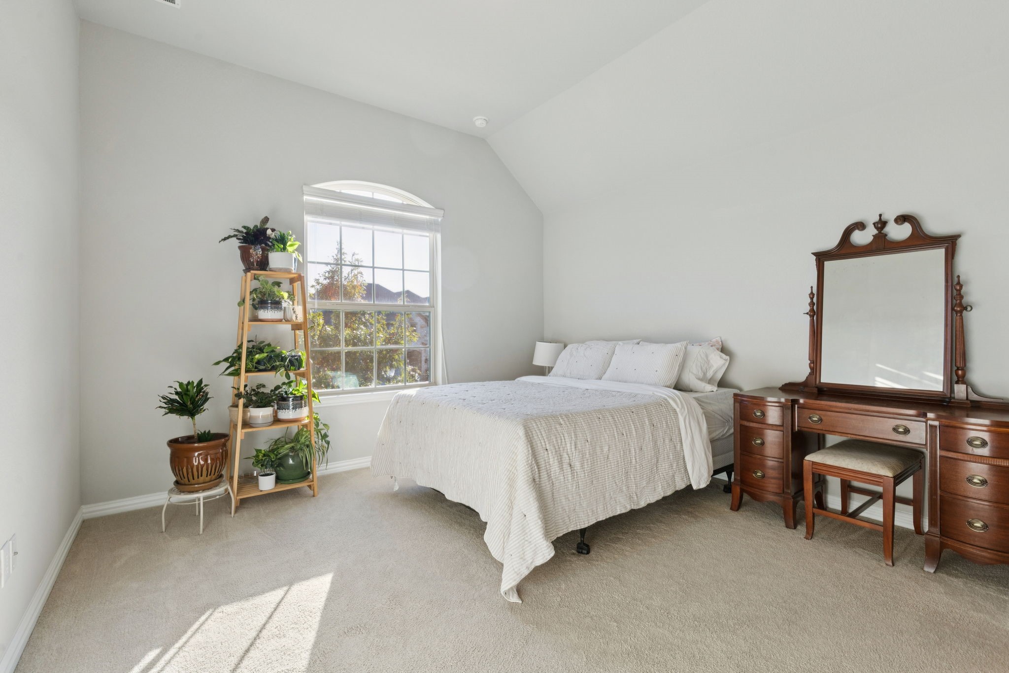 807 Dove Trail