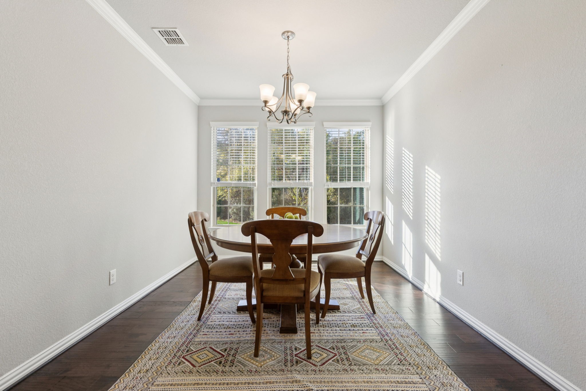 807 Dove Trail