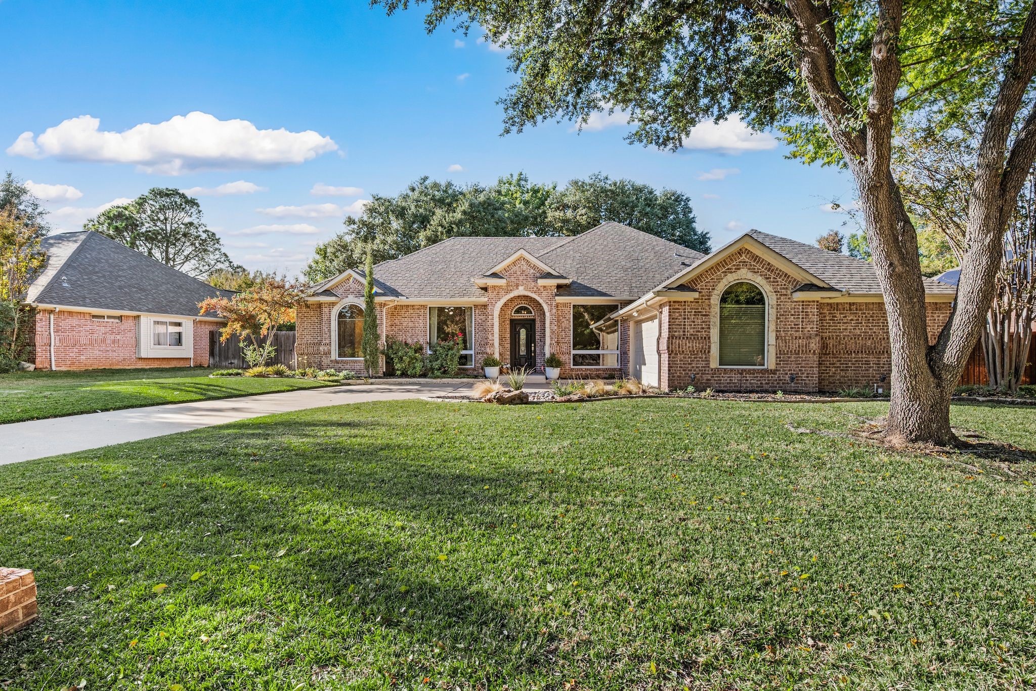 107 Greenhill Trail S