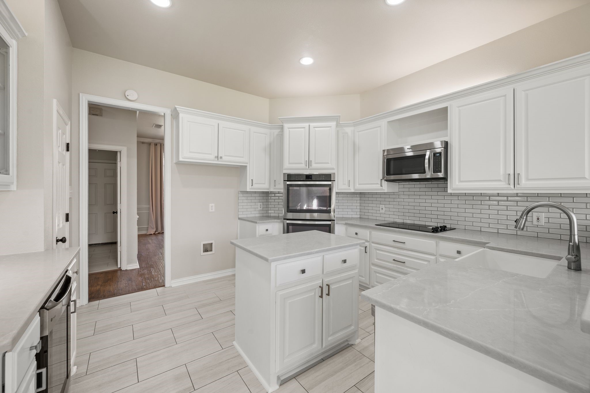 107 Greenhill Trail S