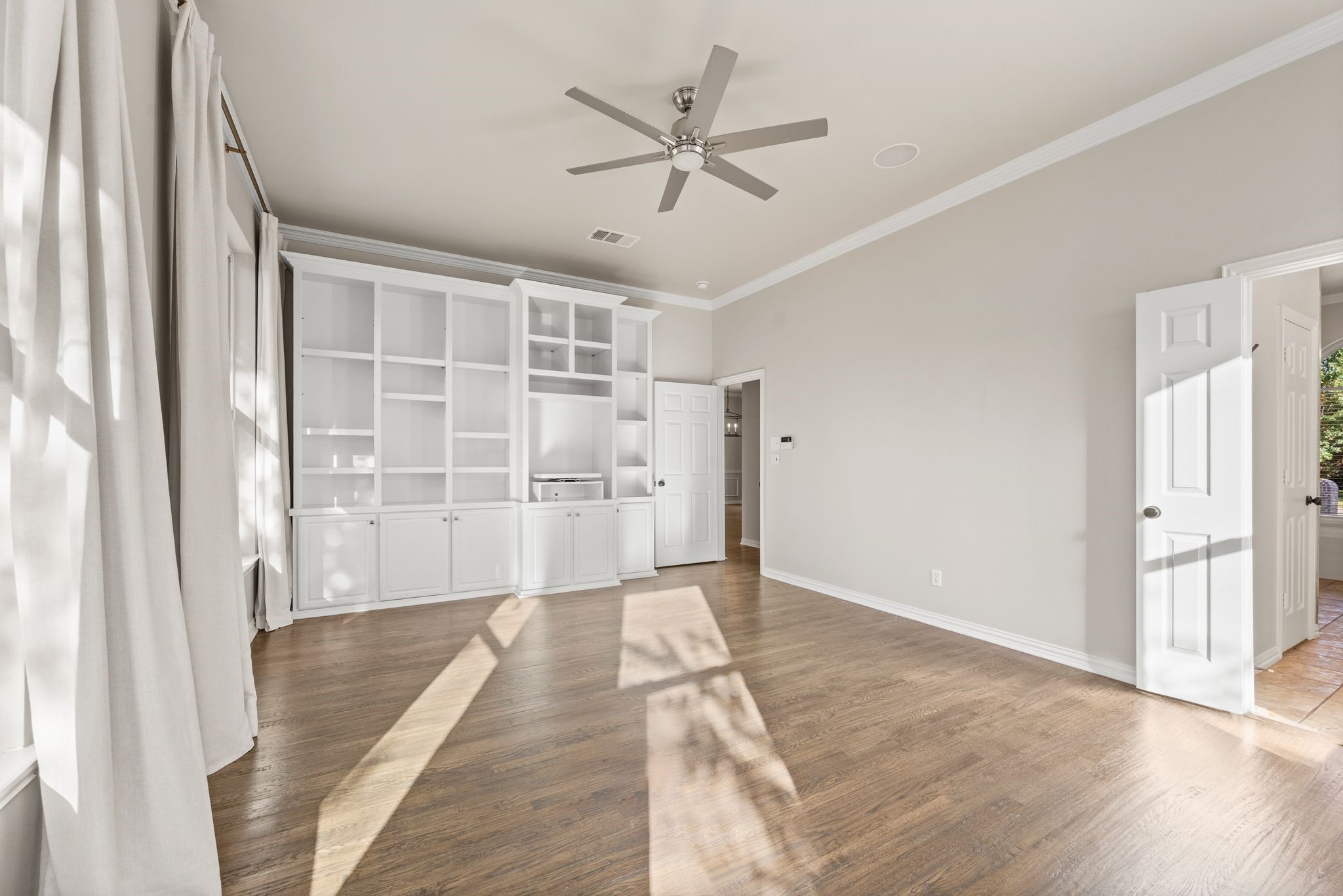 107 Greenhill Trail S