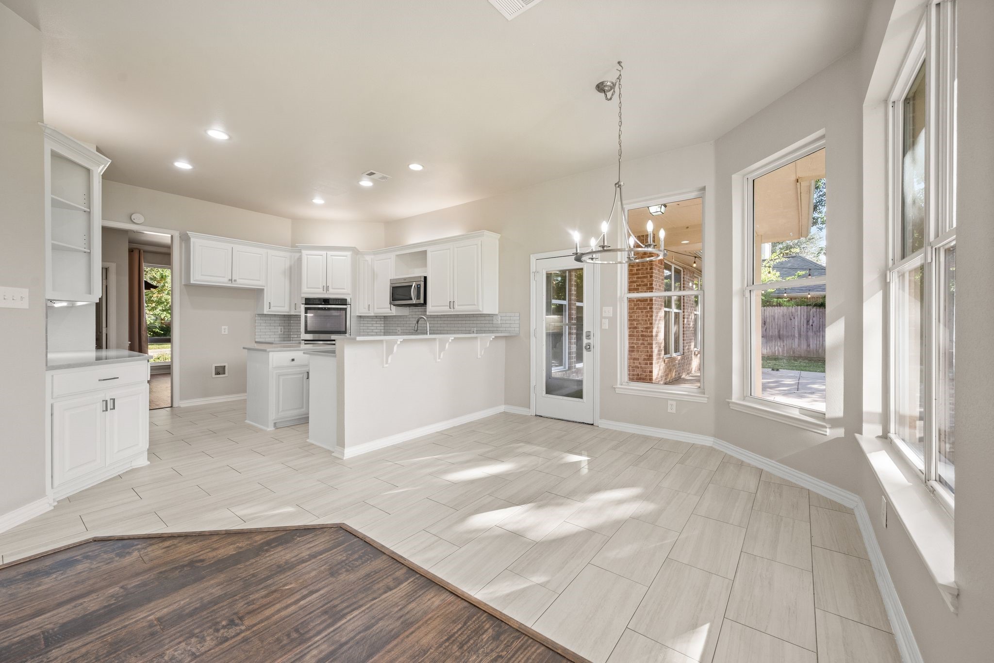 107 Greenhill Trail S