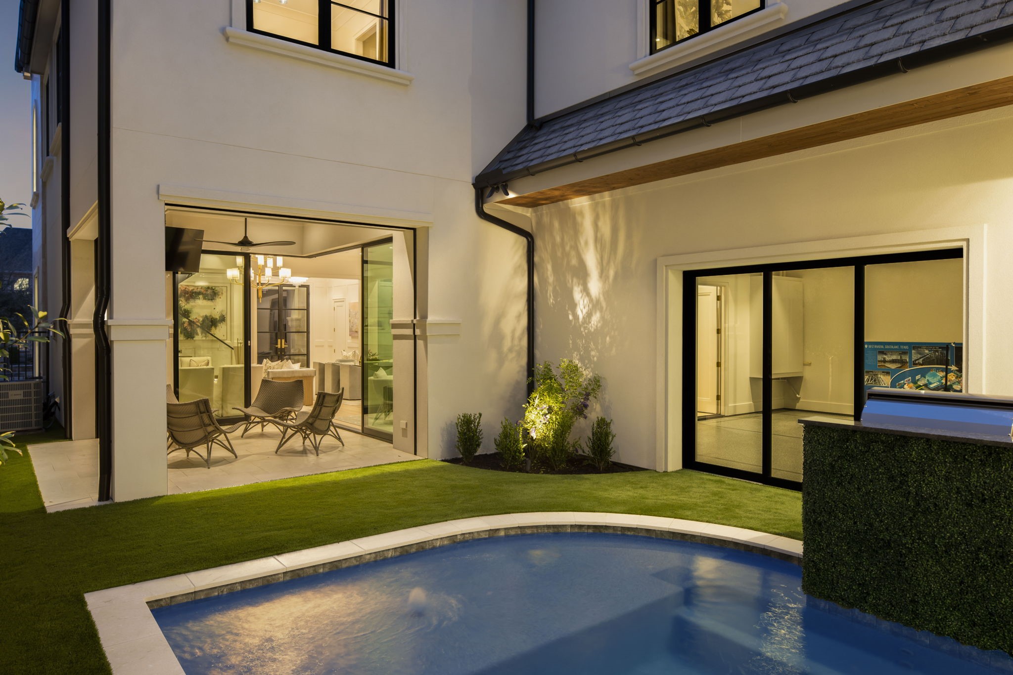 1812 Riviera Lane