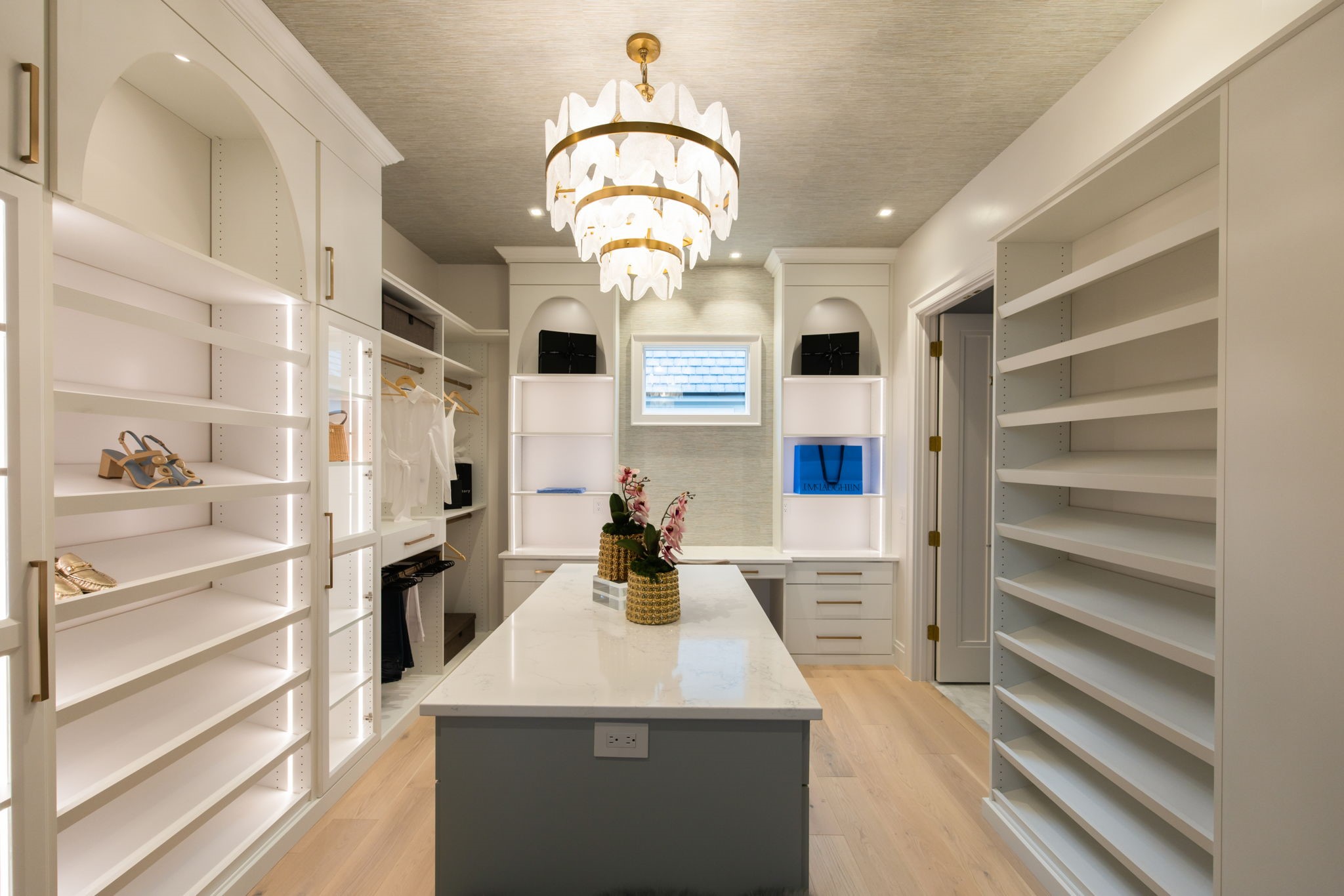 1812 Riviera Lane