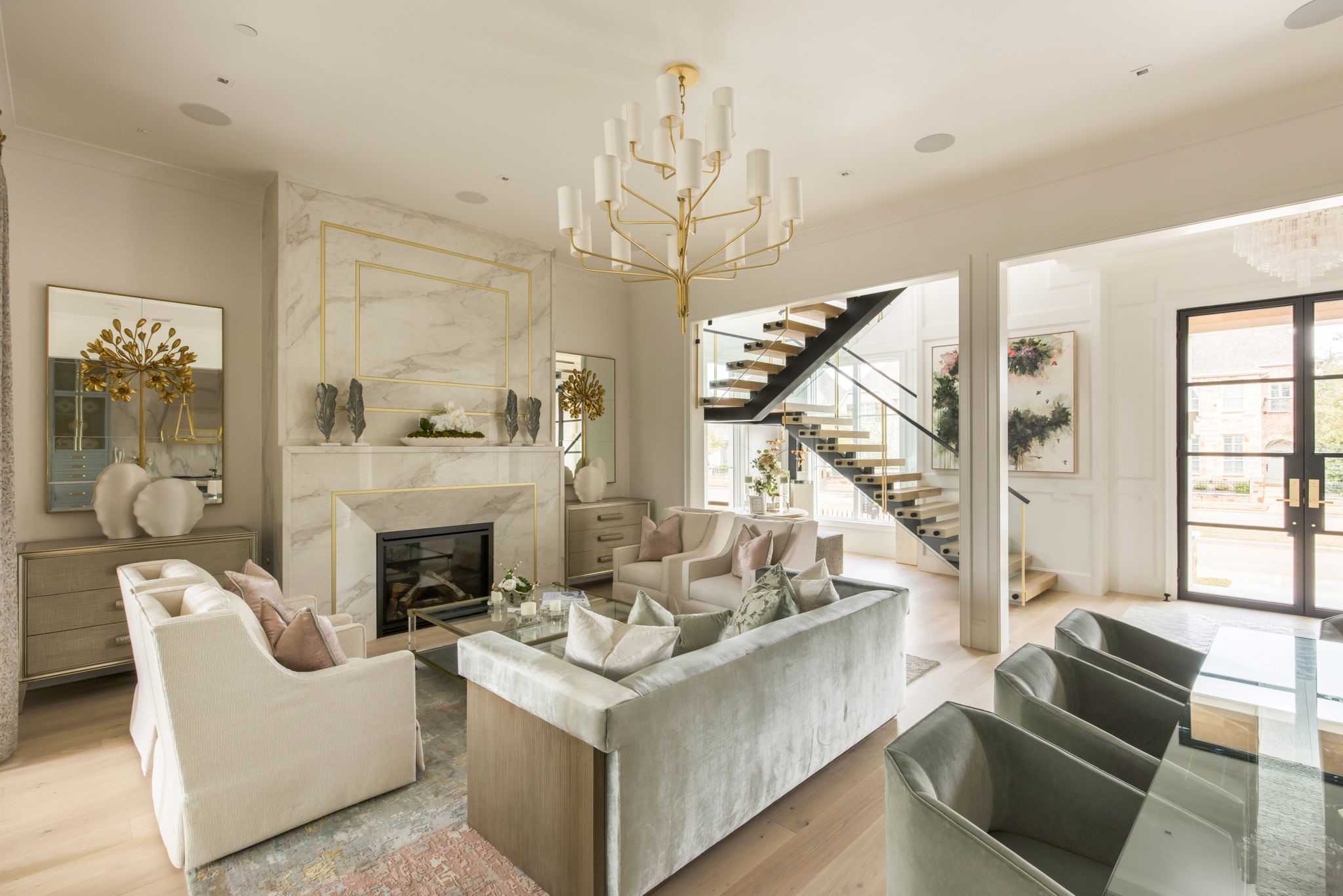 1812 Riviera Lane