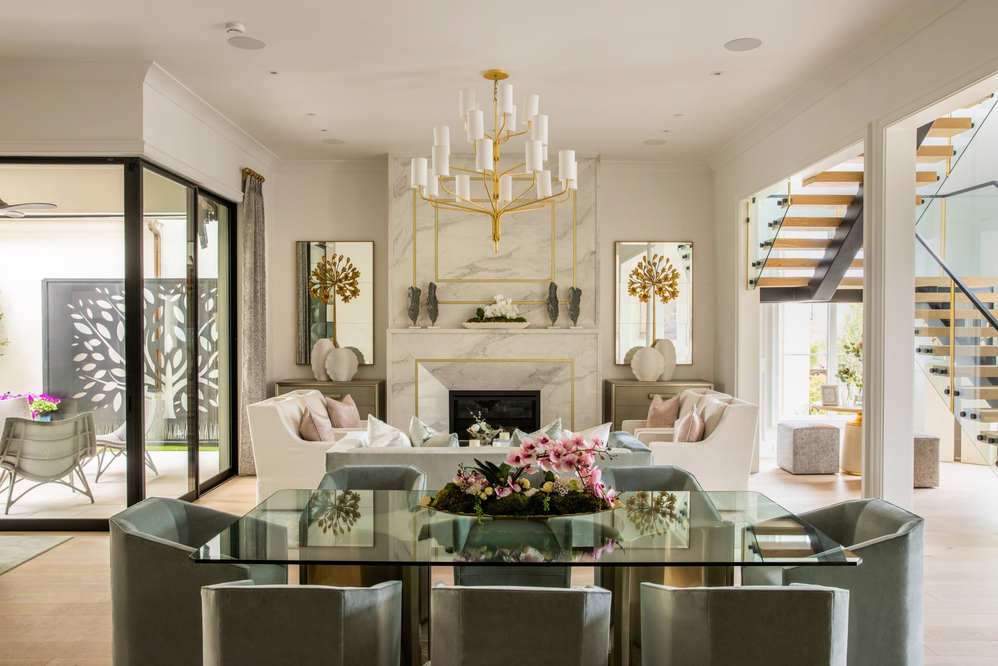 1812 Riviera Lane