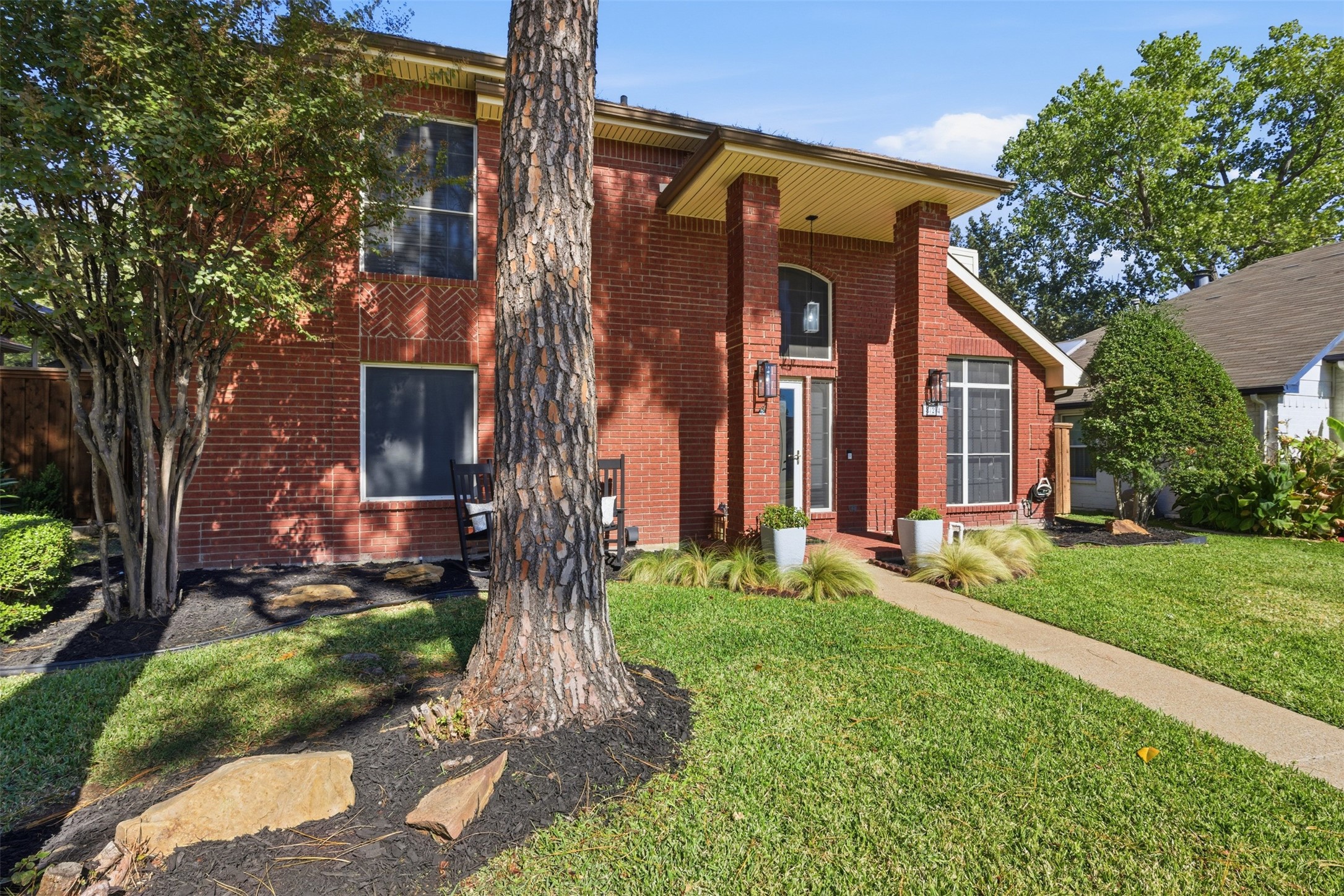 824 Stone Trail Drive