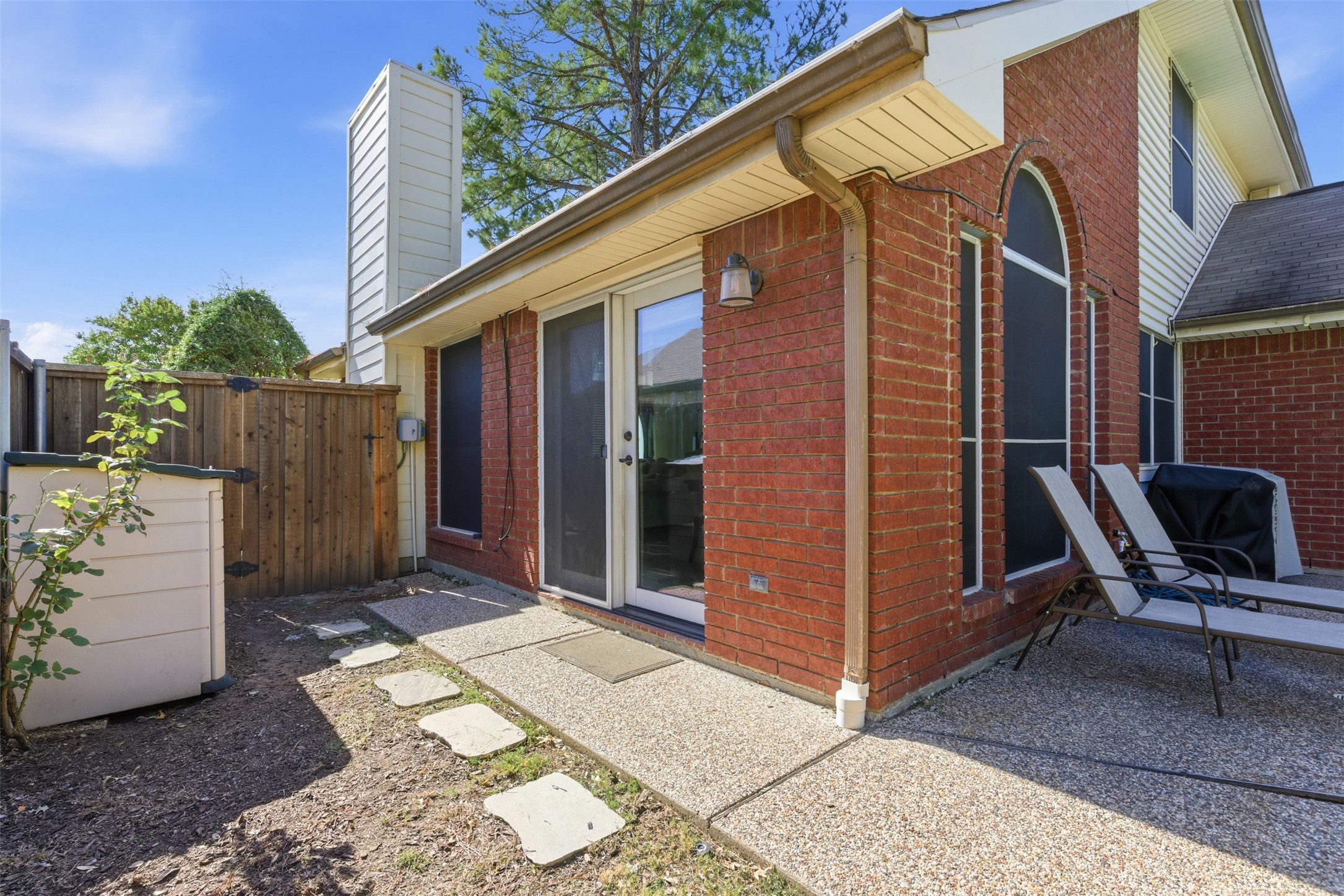 824 Stone Trail Drive