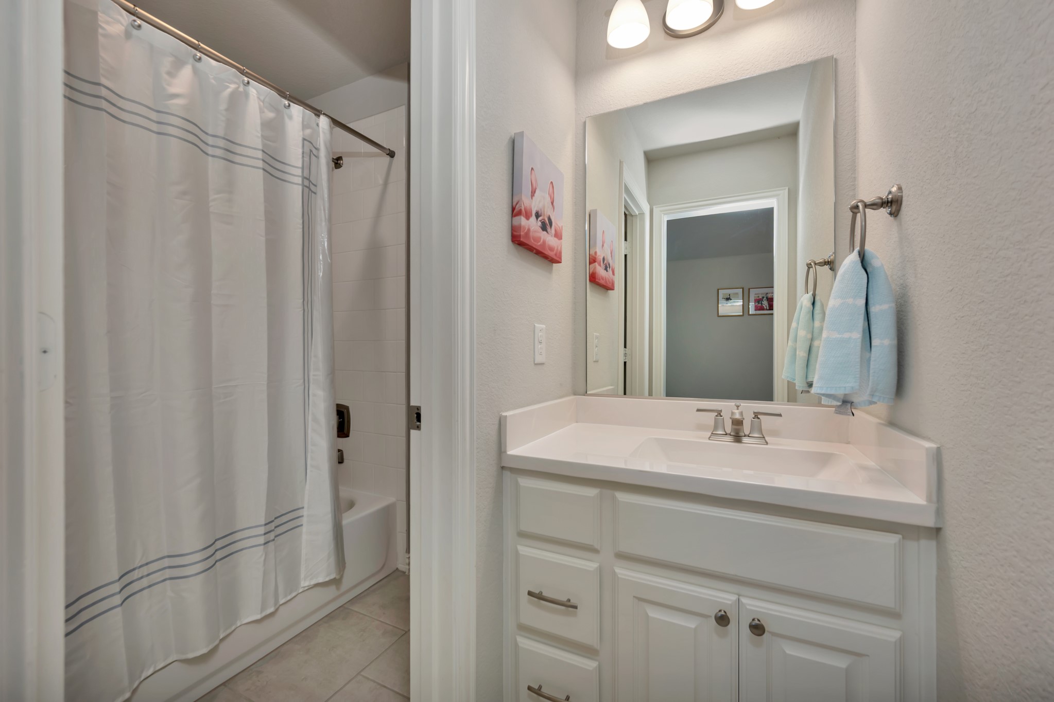 1117 Thornhill Way