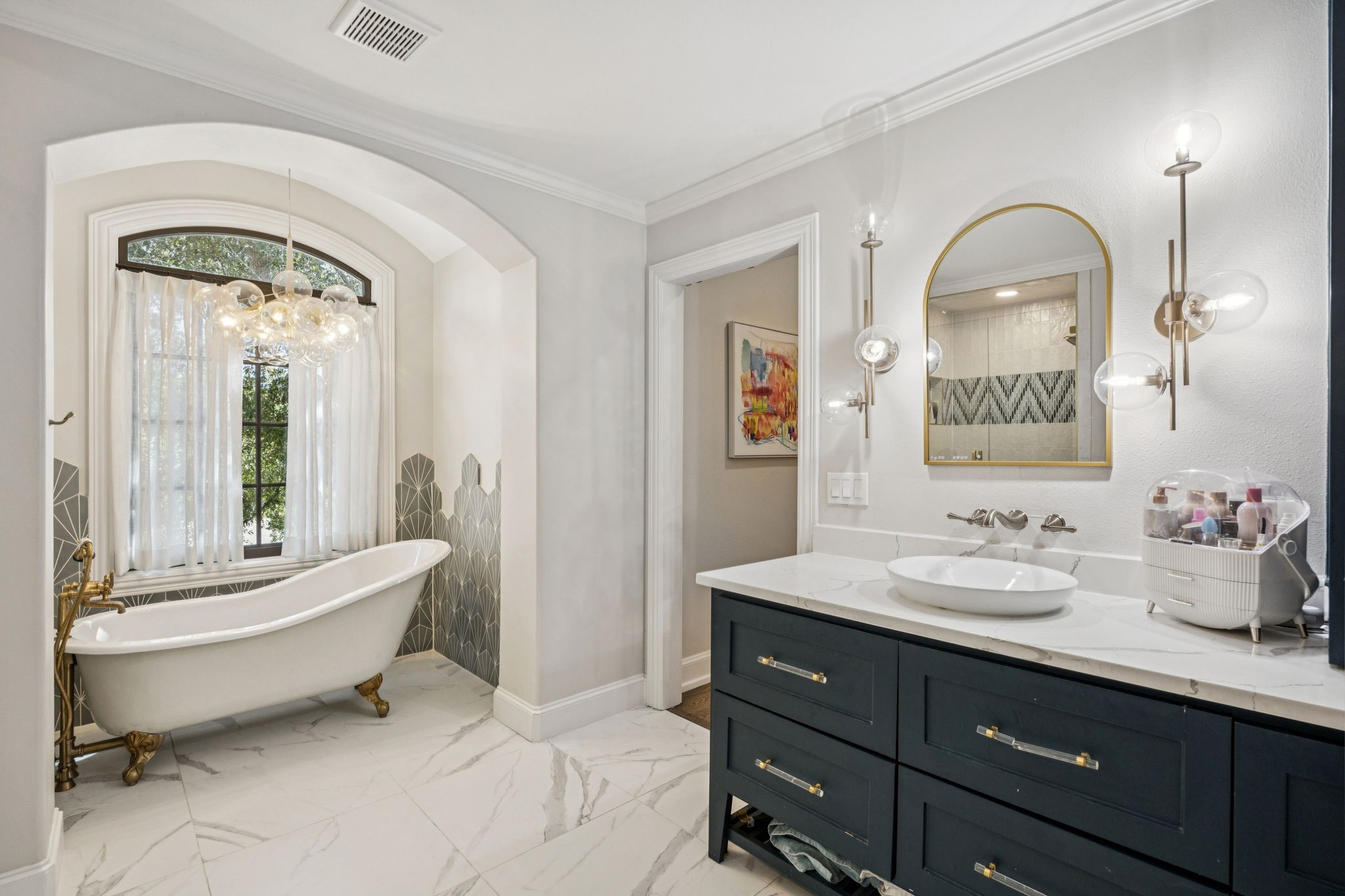 1100 La Paloma Court