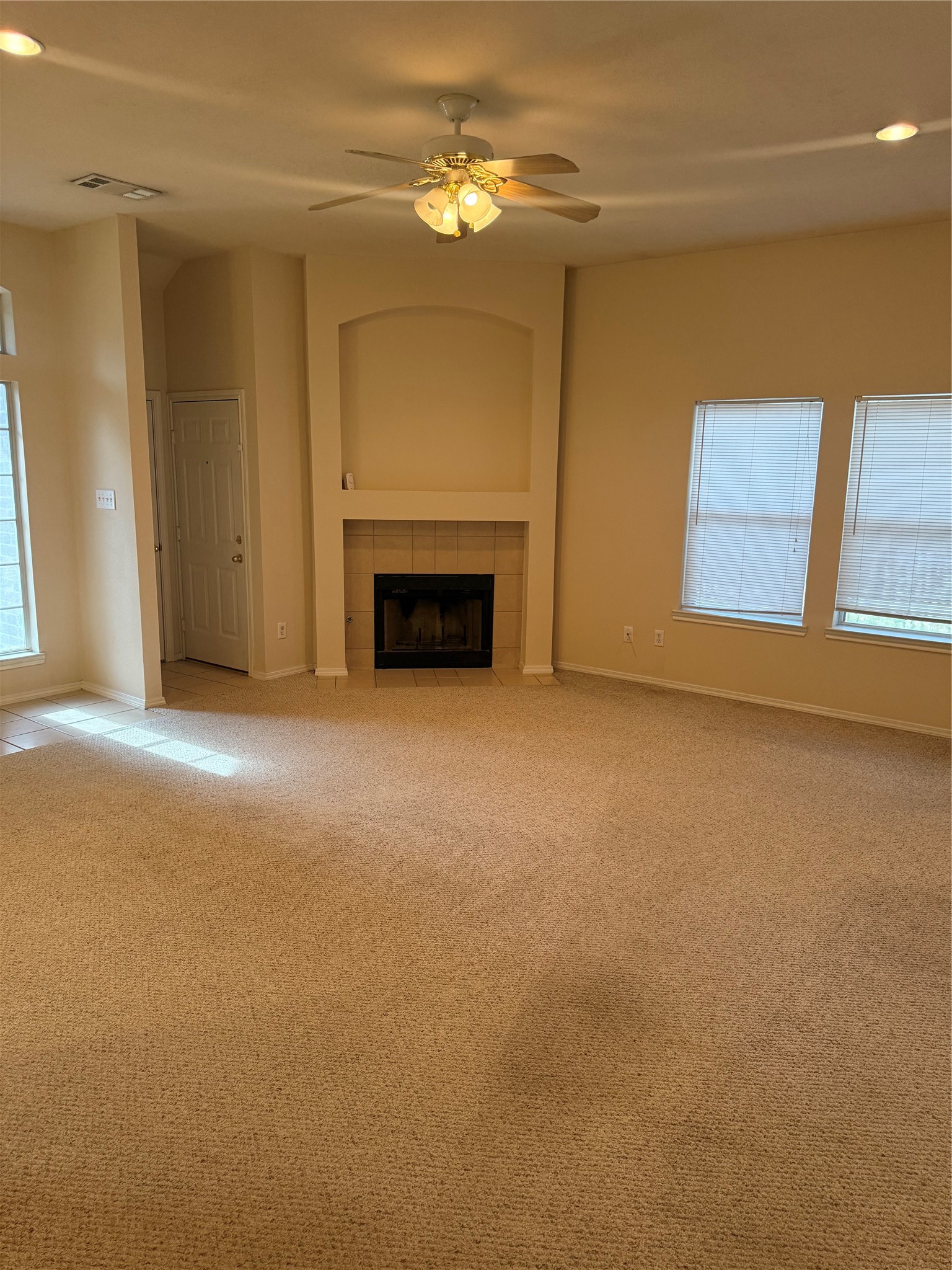 2729 Emerson Lane