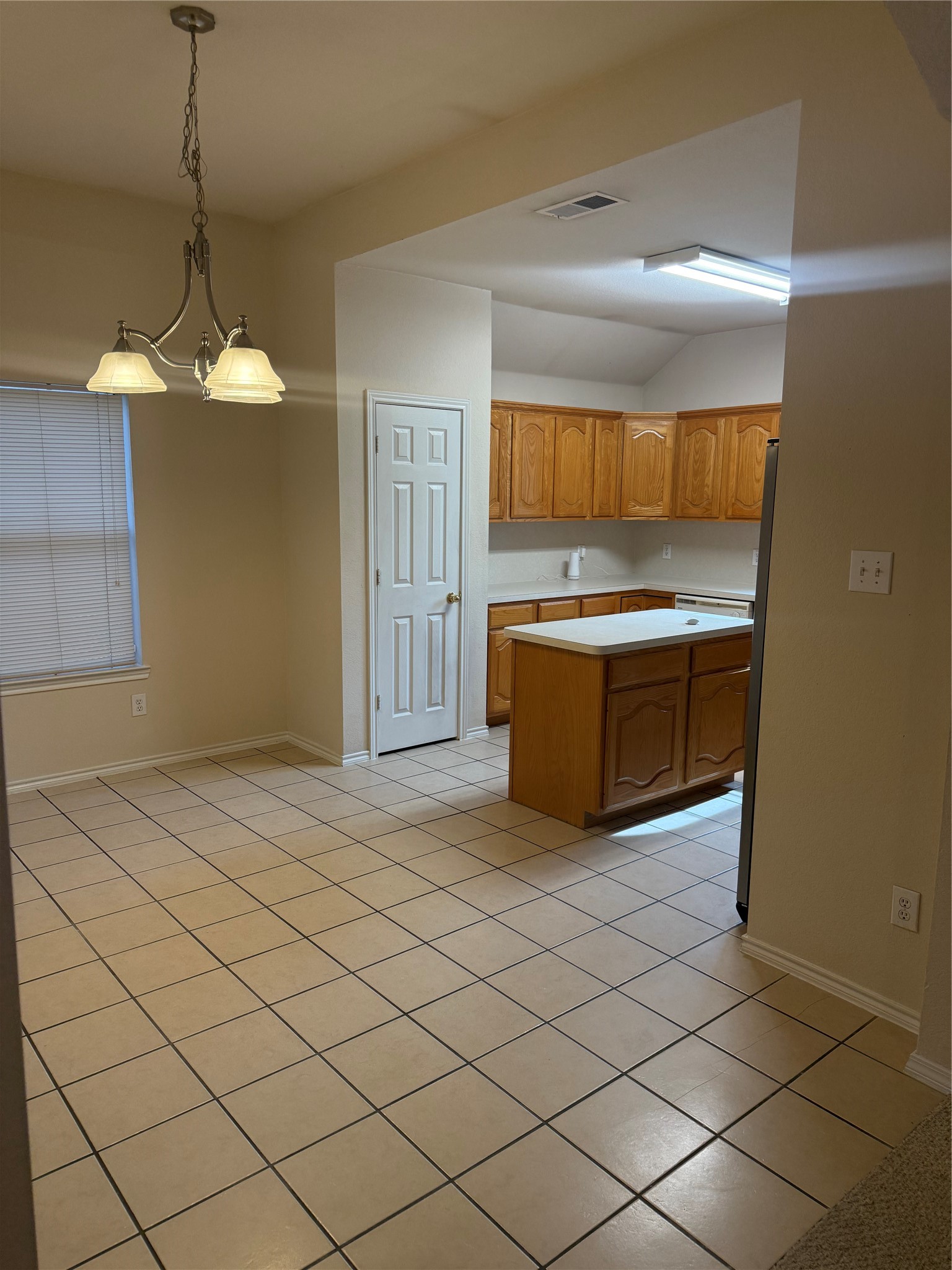 2729 Emerson Lane