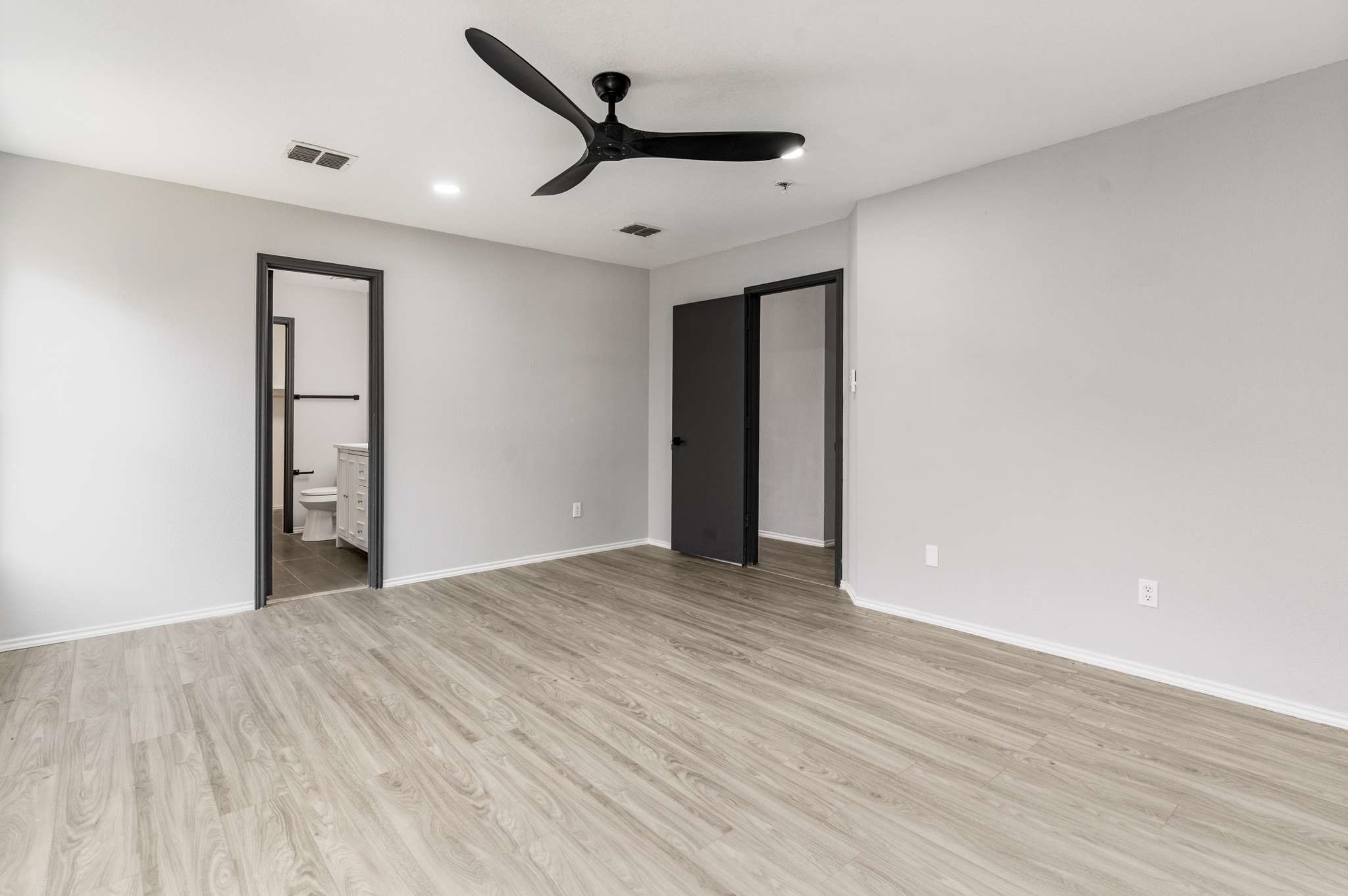 4529 Martingale View Lane