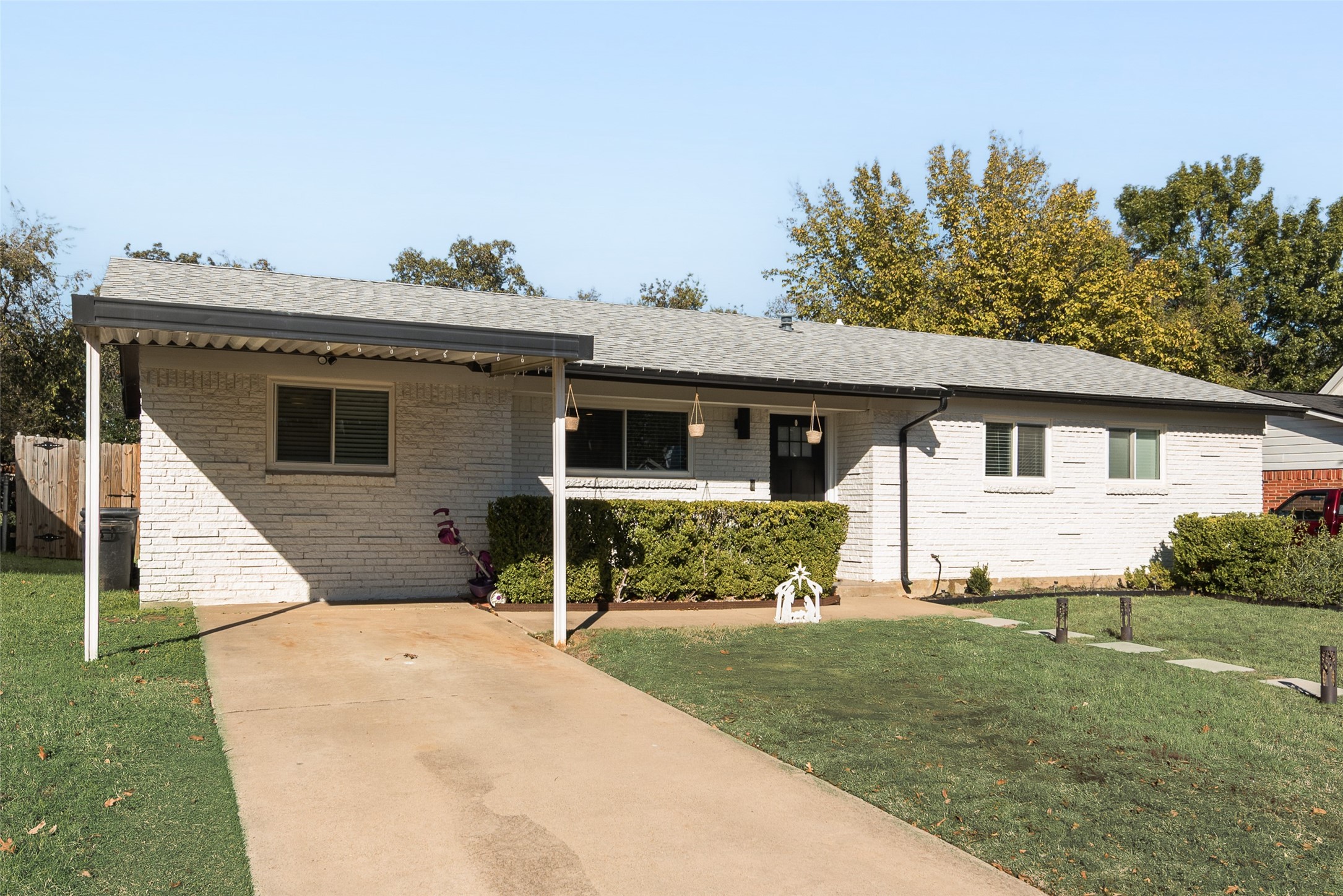 756 Briarwood Lane