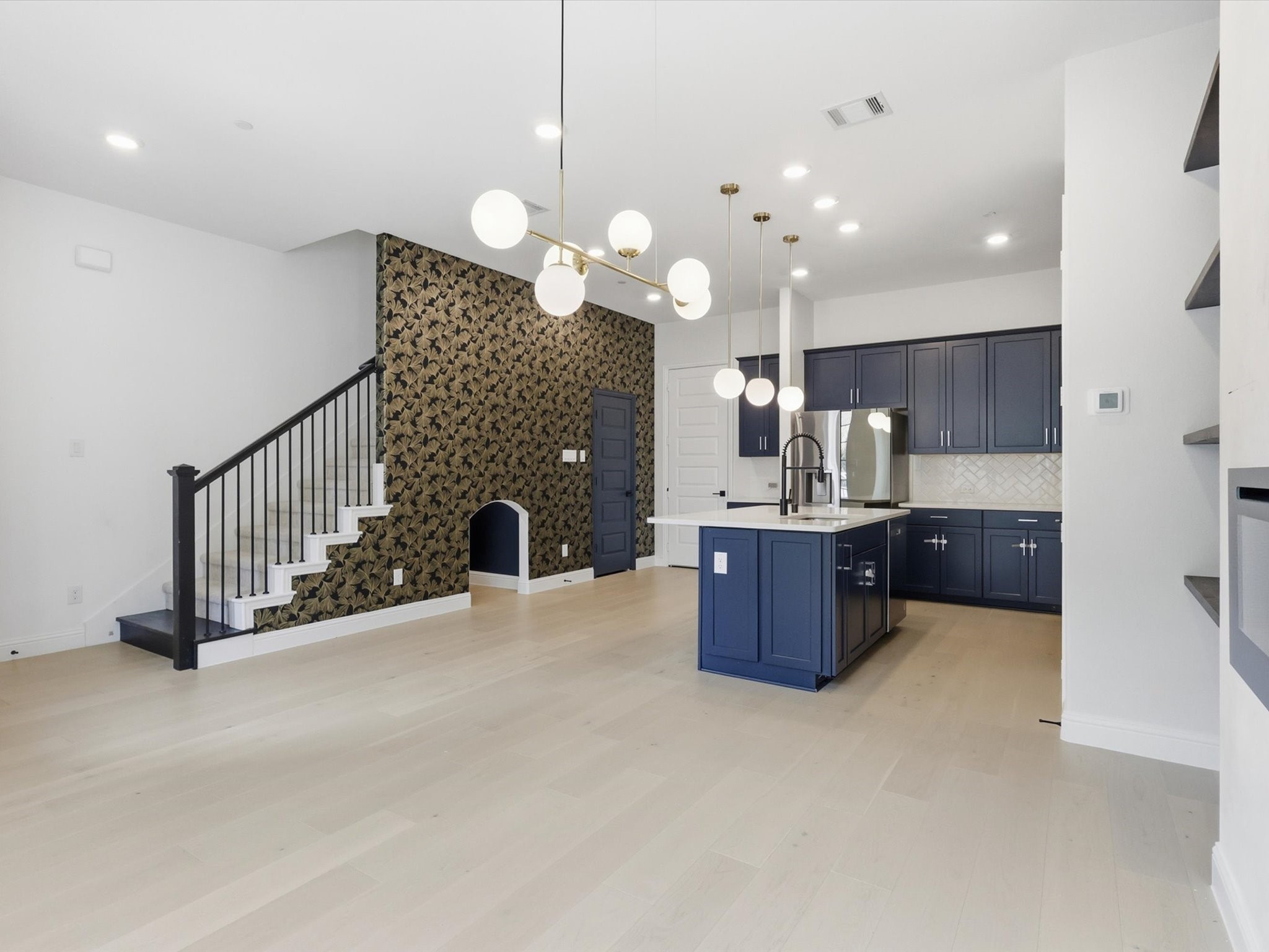 4413 Murphy Lane