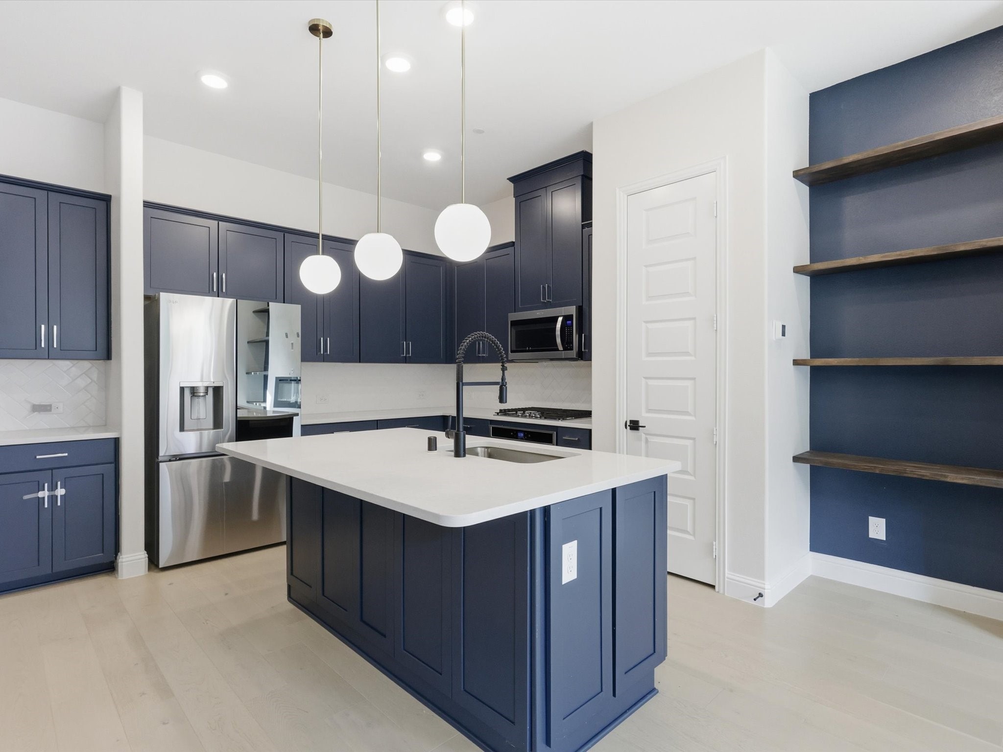 4413 Murphy Lane