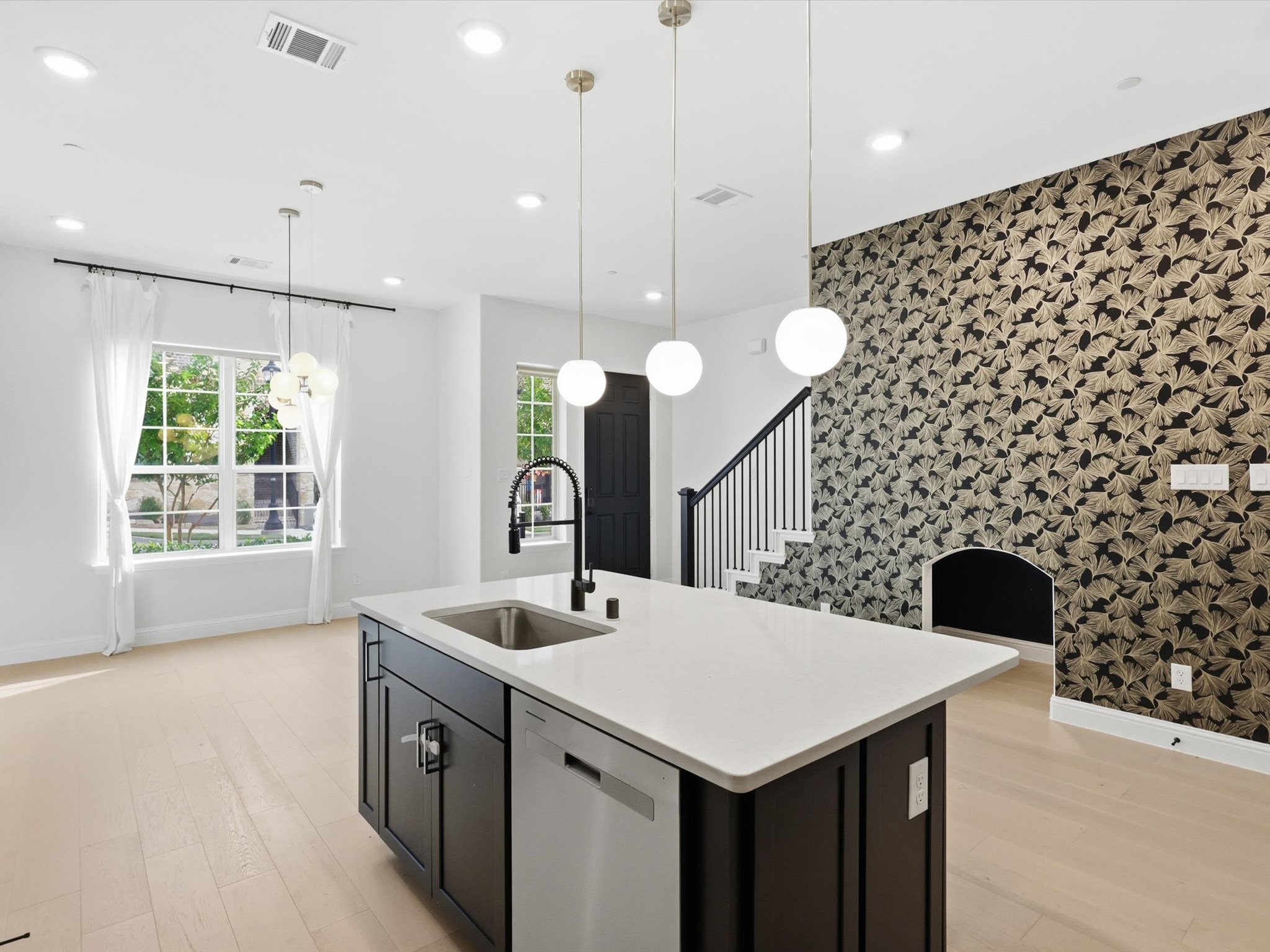 4413 Murphy Lane