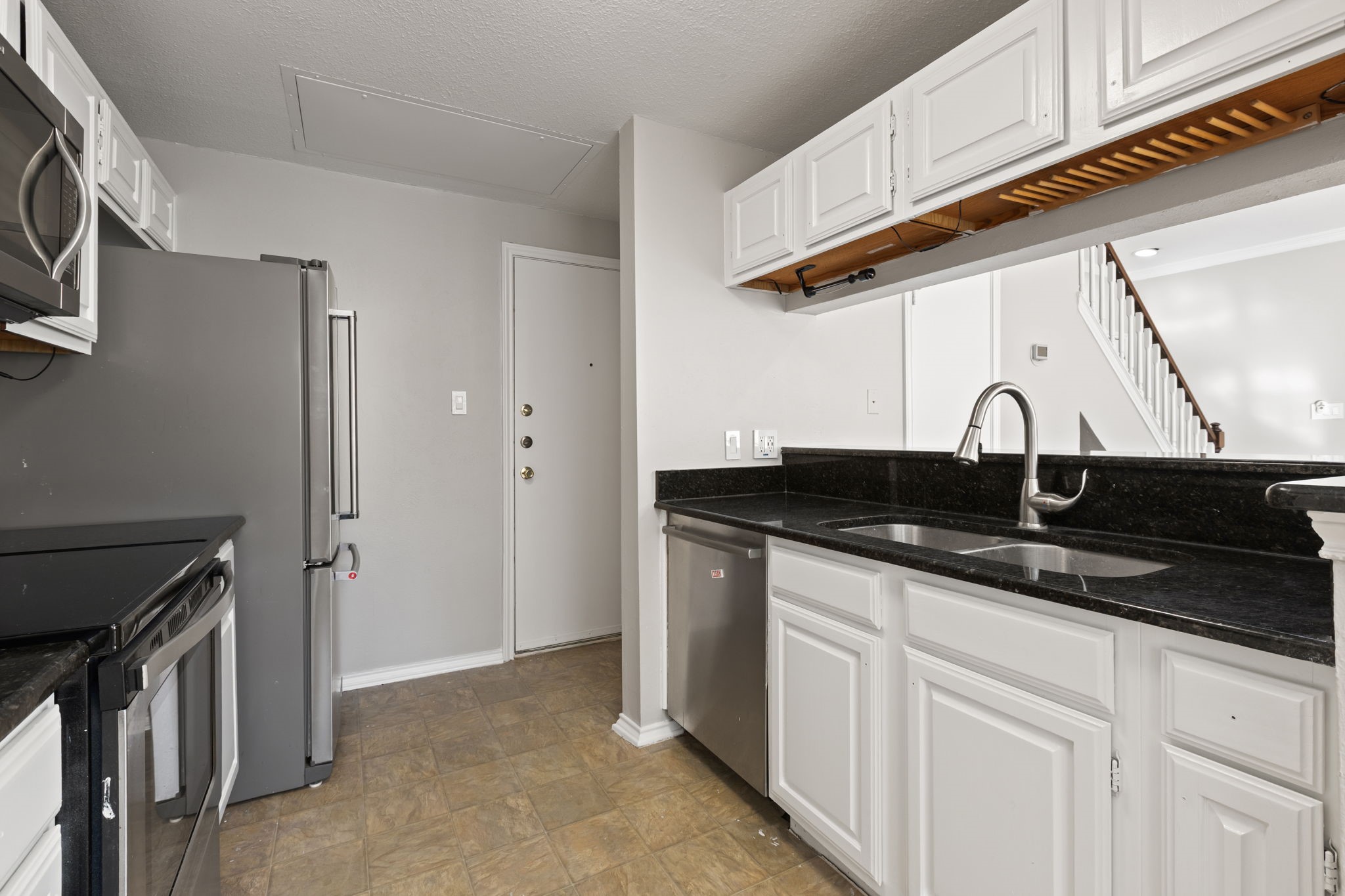 5619 Preston Oaks Road 303