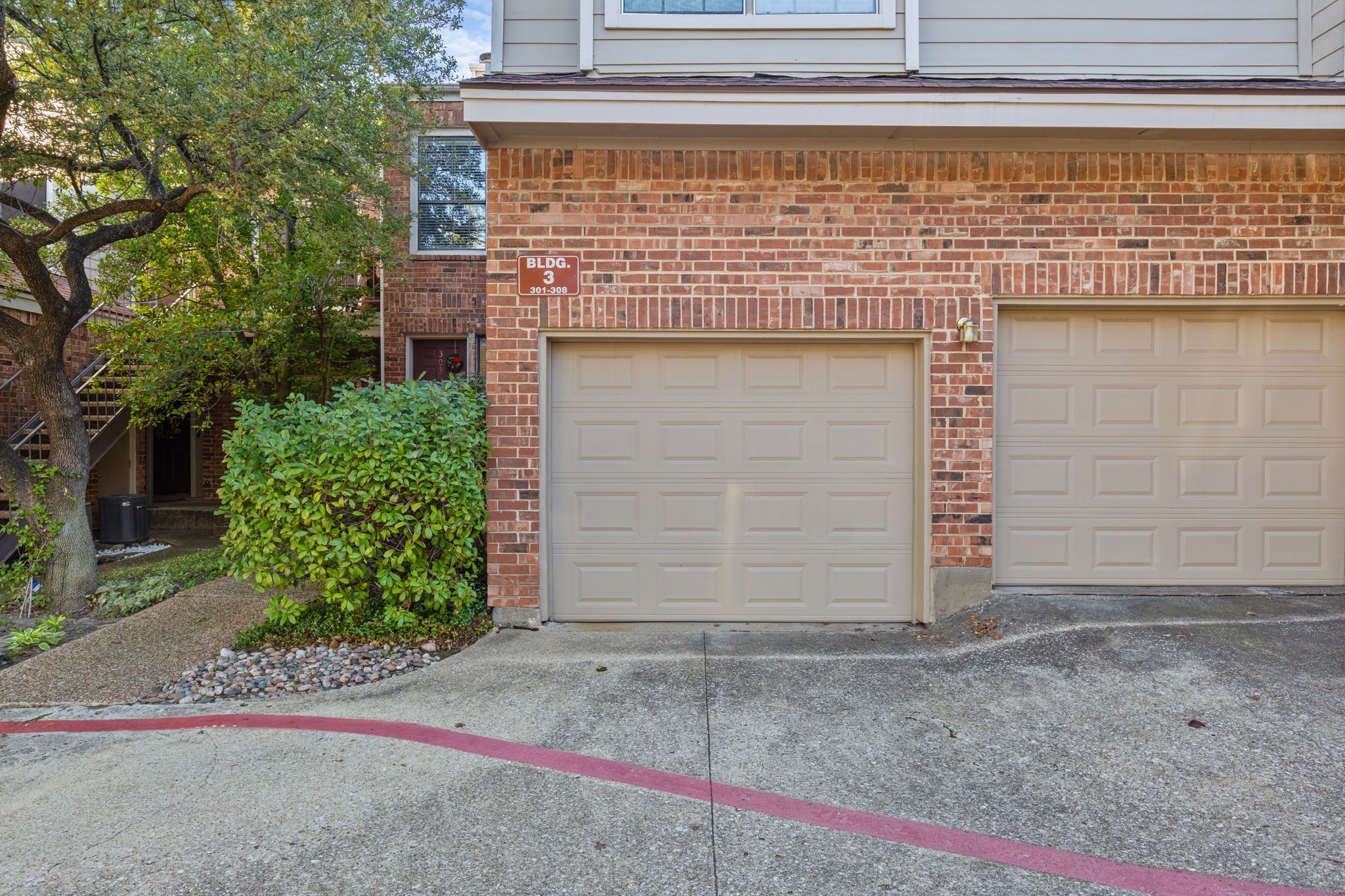 5619 Preston Oaks Road 303