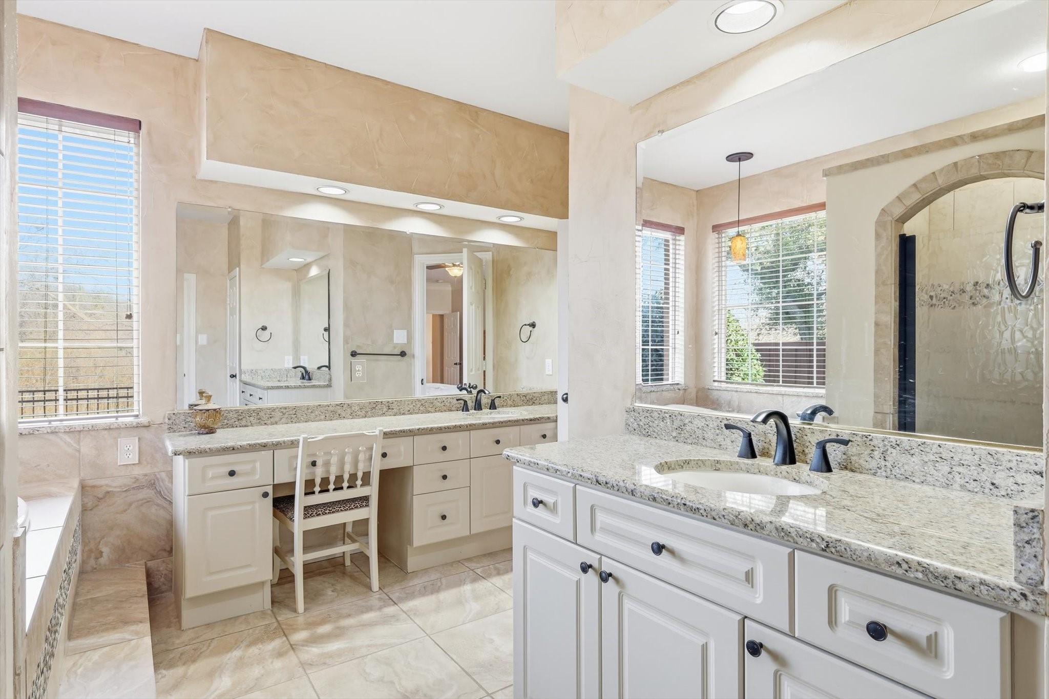 3332 Furlong Drive E