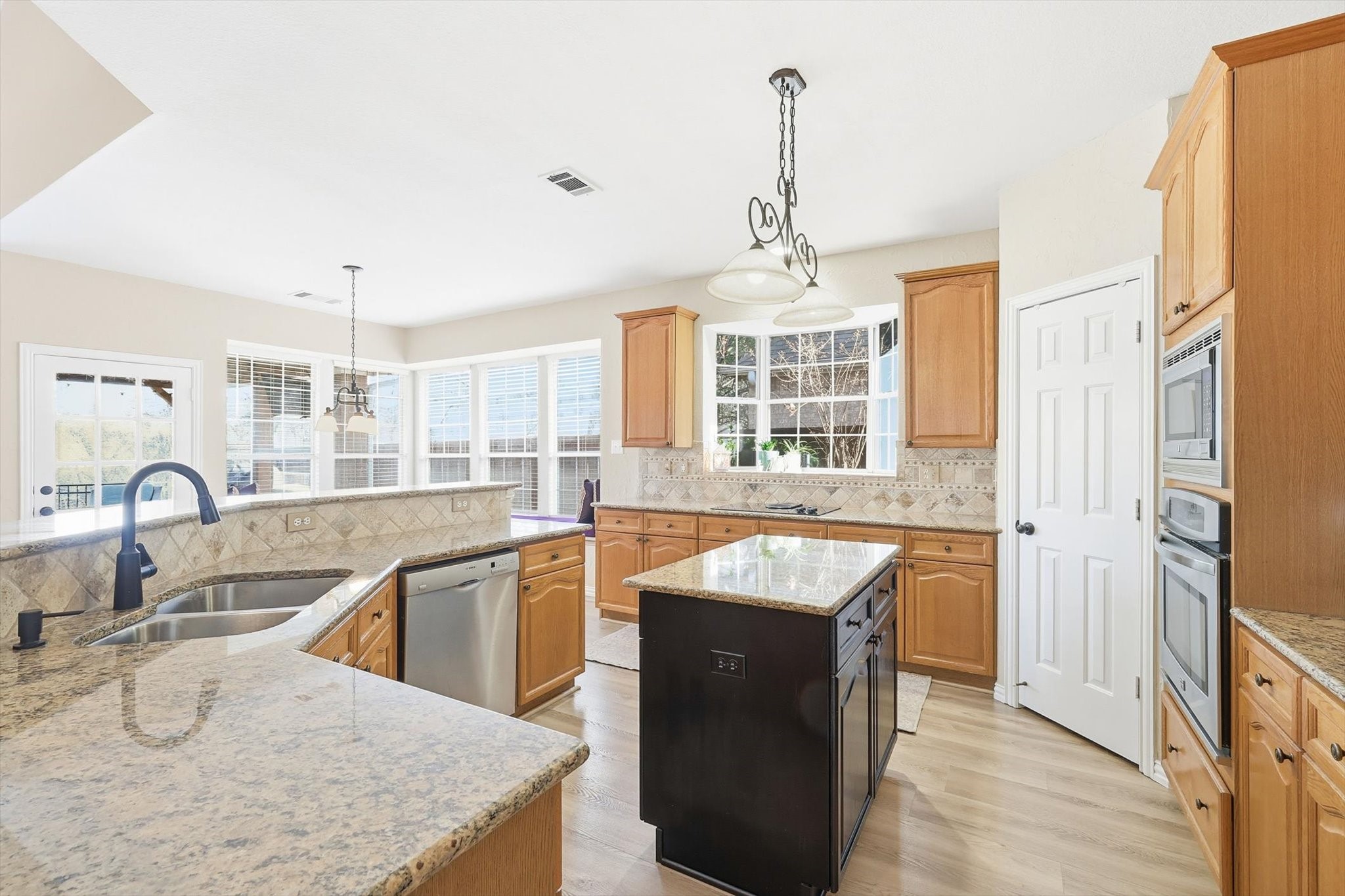 3332 Furlong Drive E