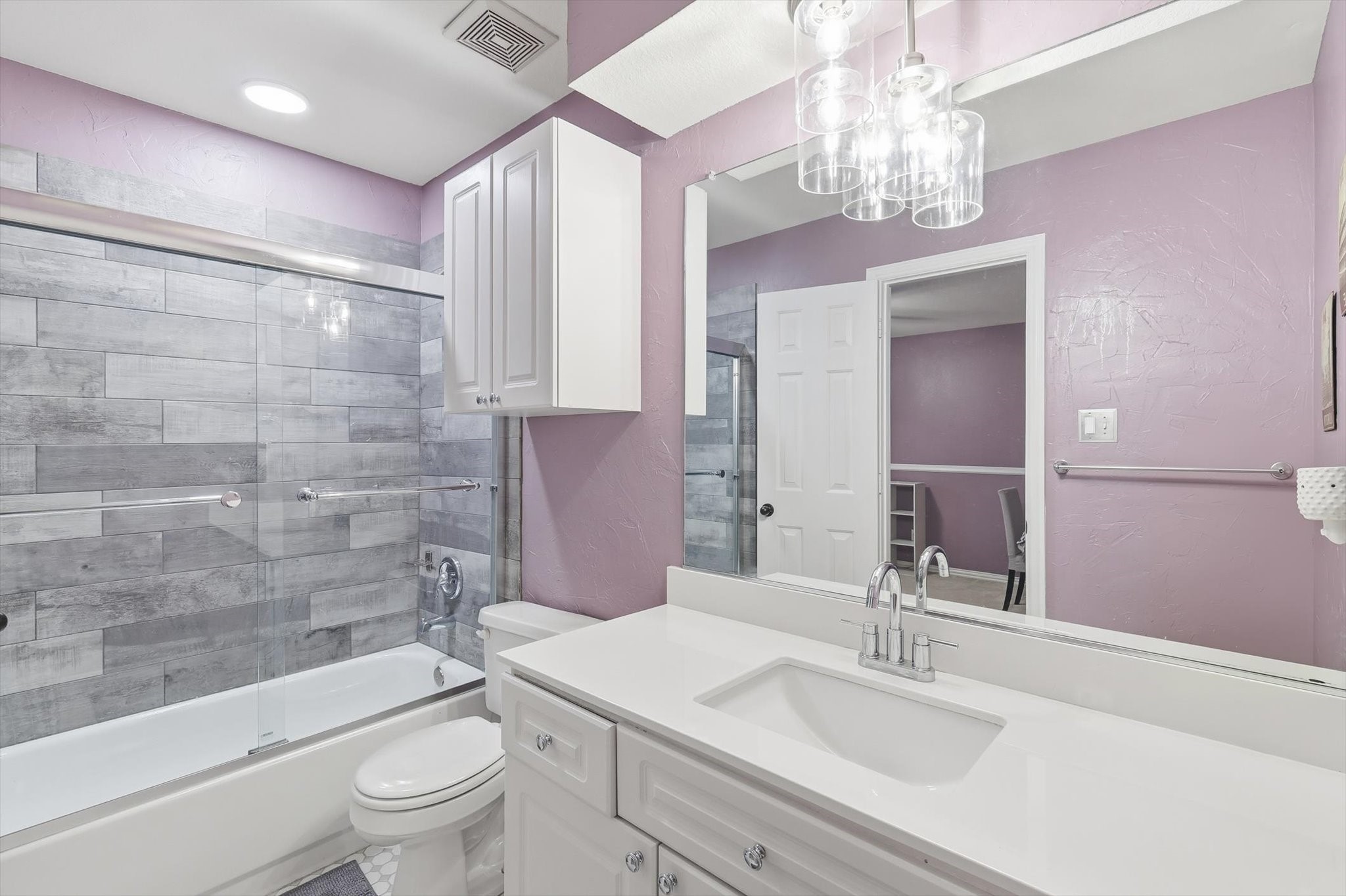 3332 Furlong Drive E