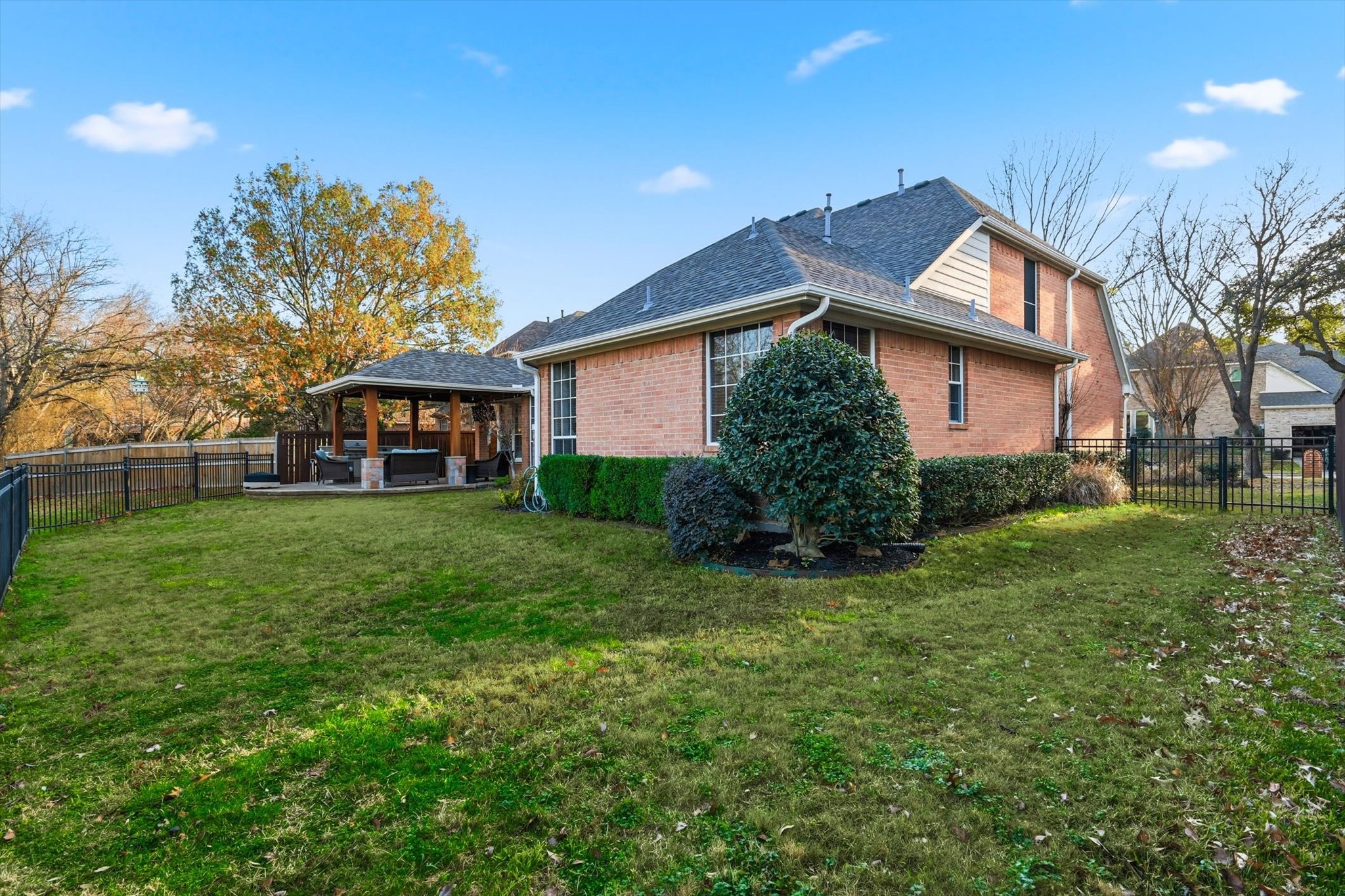 3332 Furlong Drive E