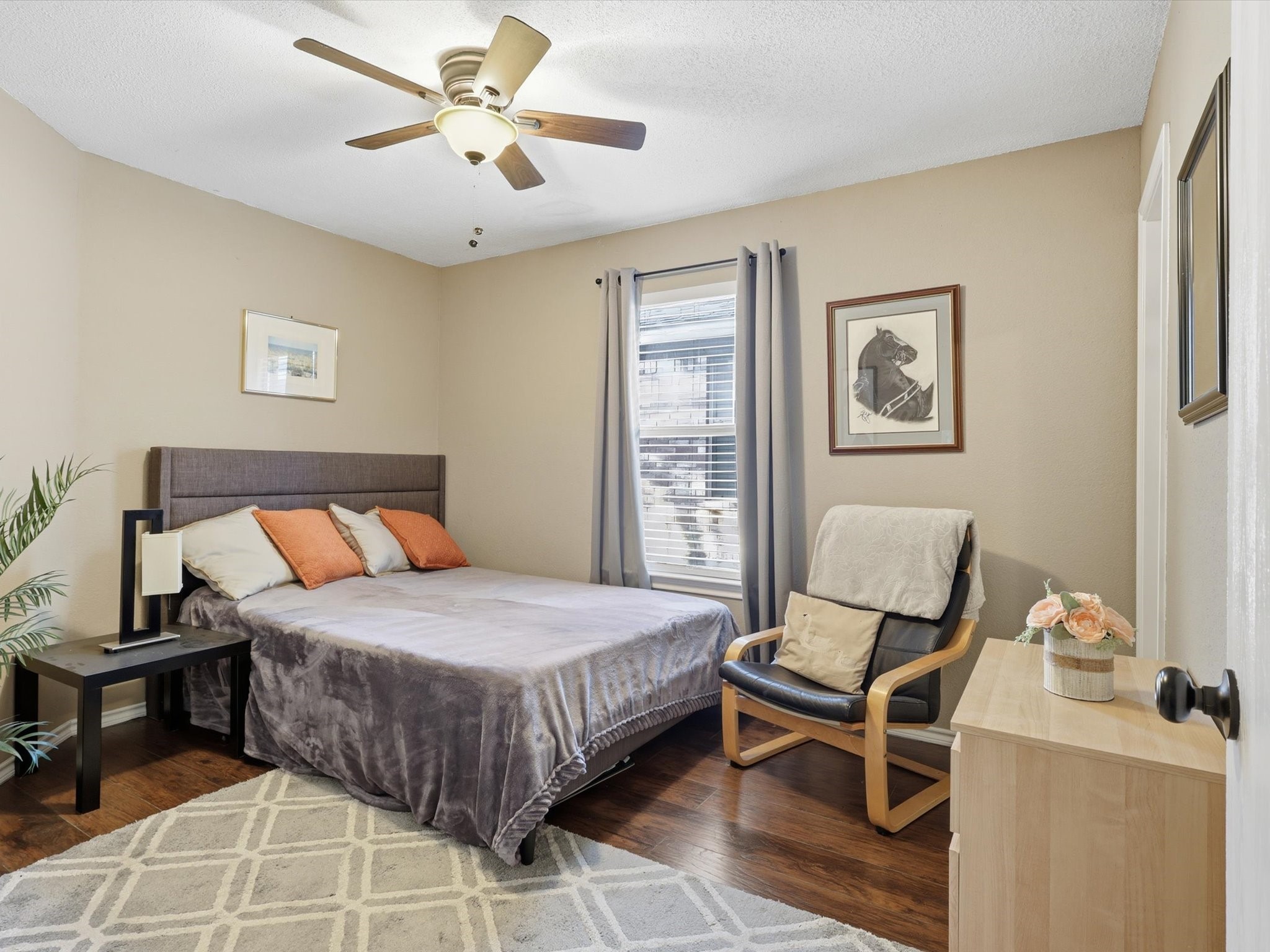 3209 Kingsbury Drive