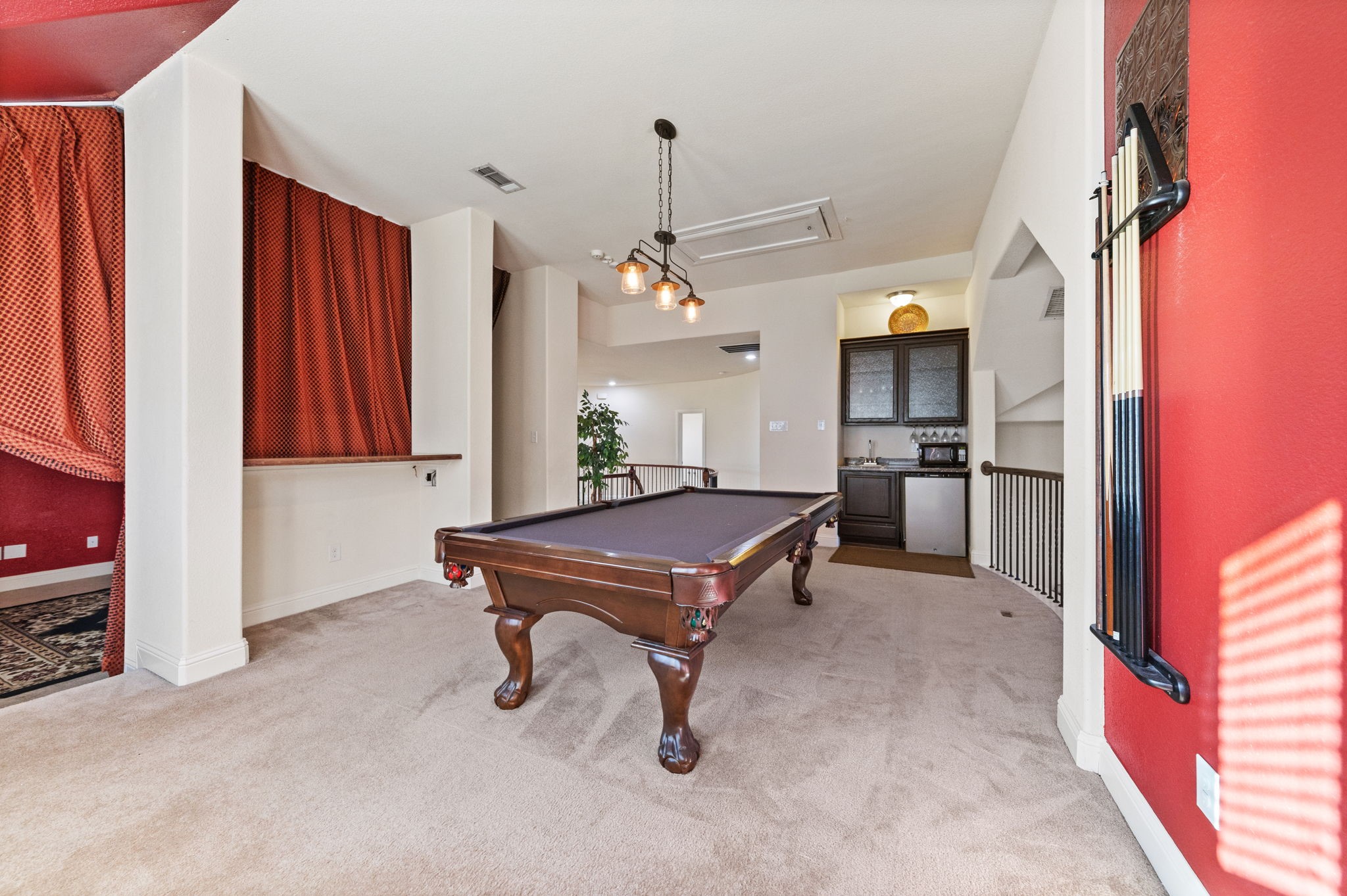 15520 Mayflower Trail