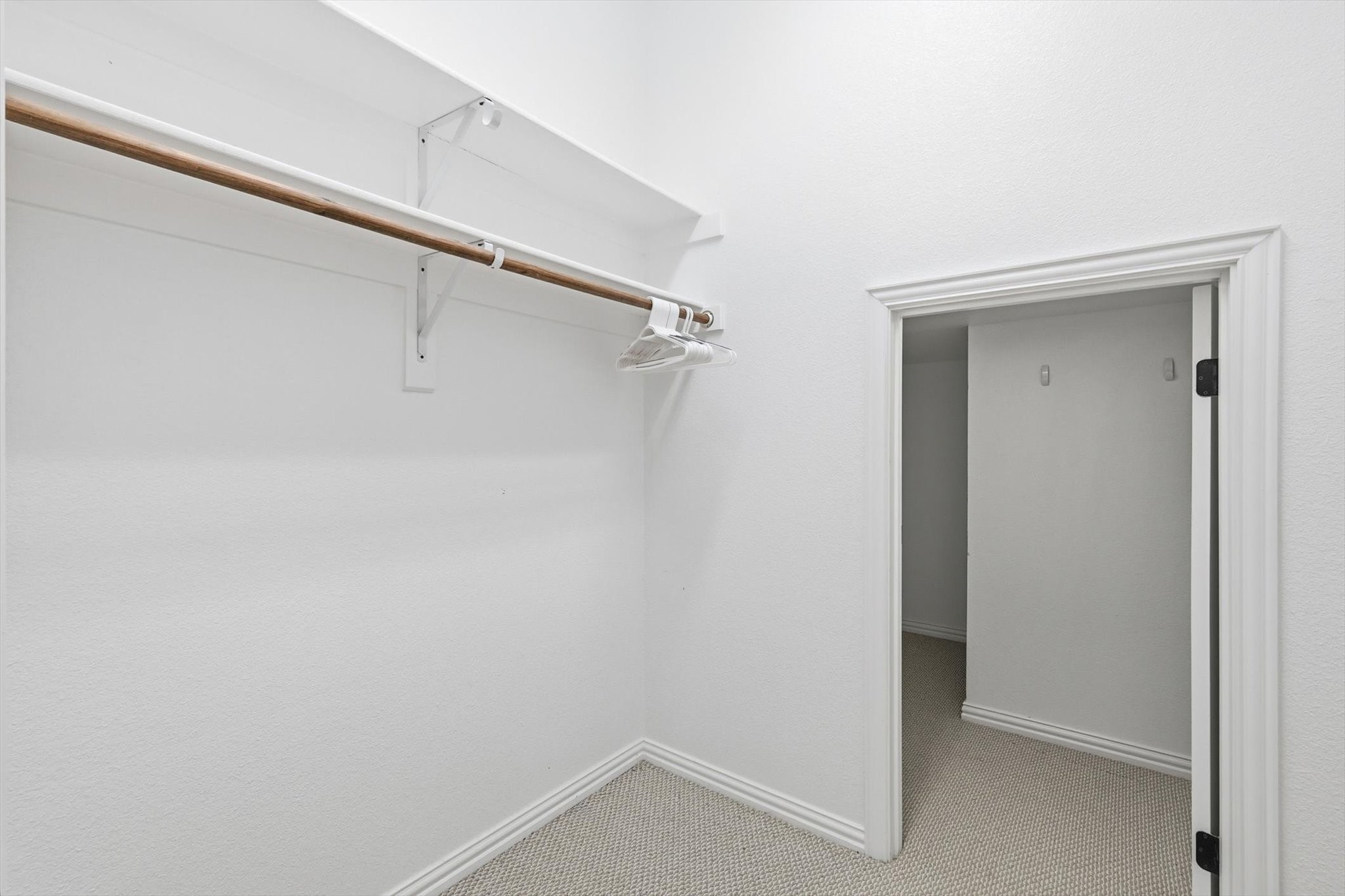 2462 Sunderland Lane