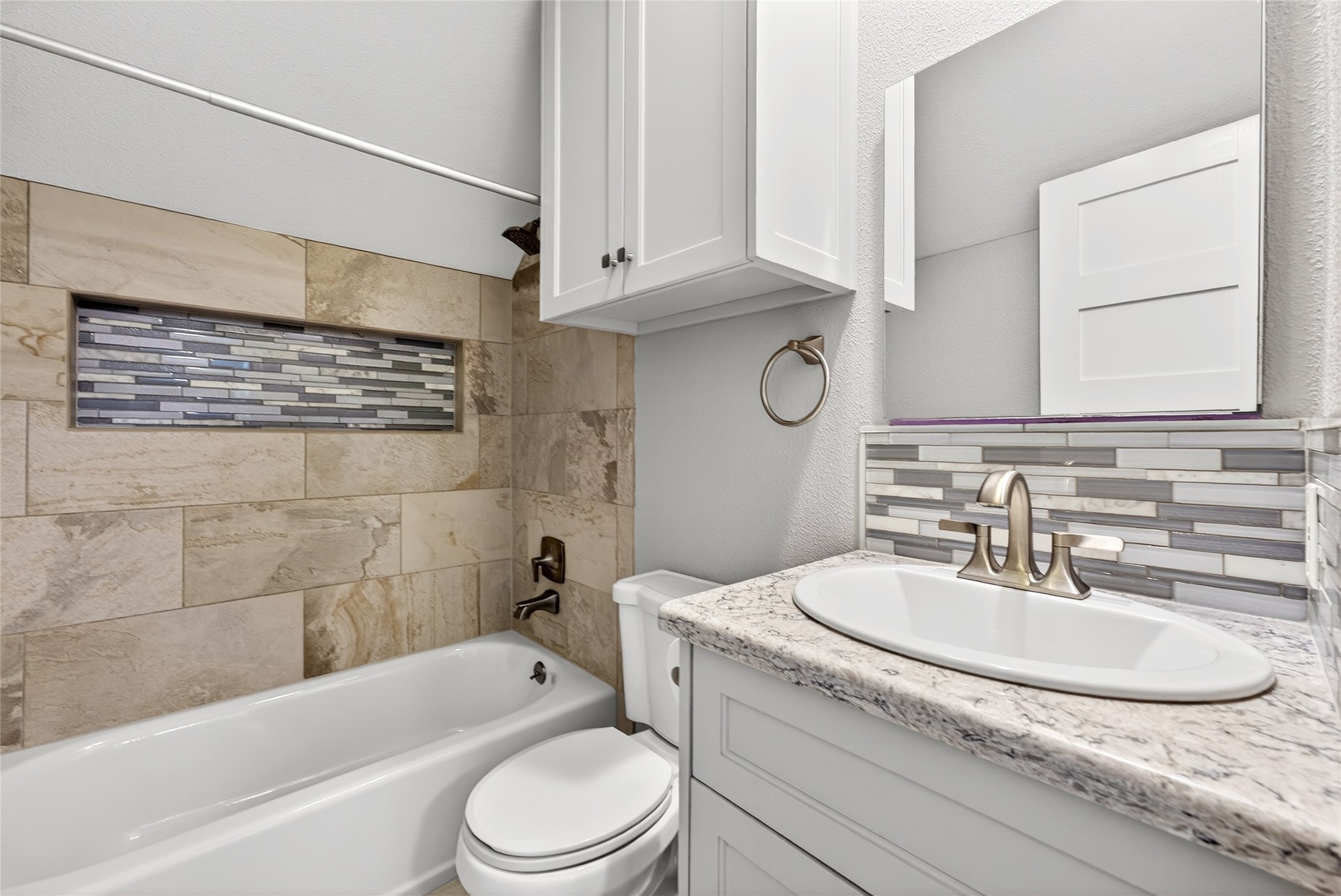 2032 Briar Trail