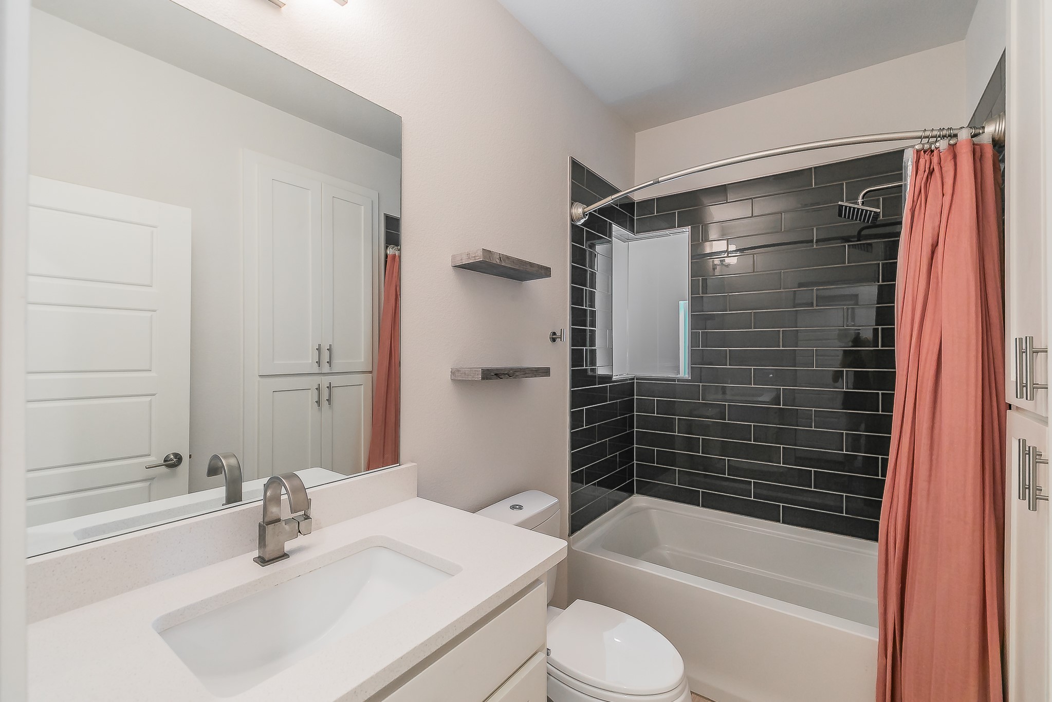 2441 Thatcher Drive