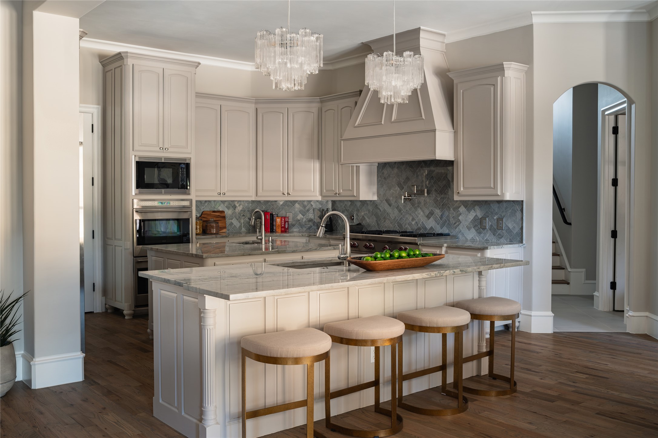1259 Bolton Court