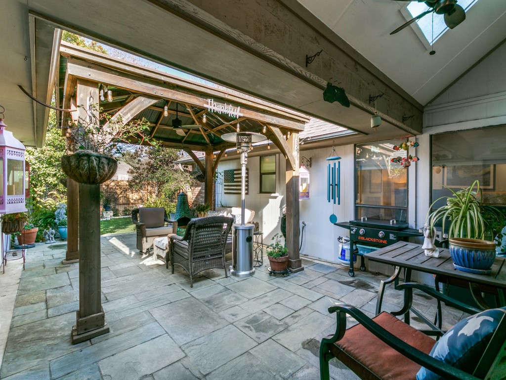730 Hawk Lane