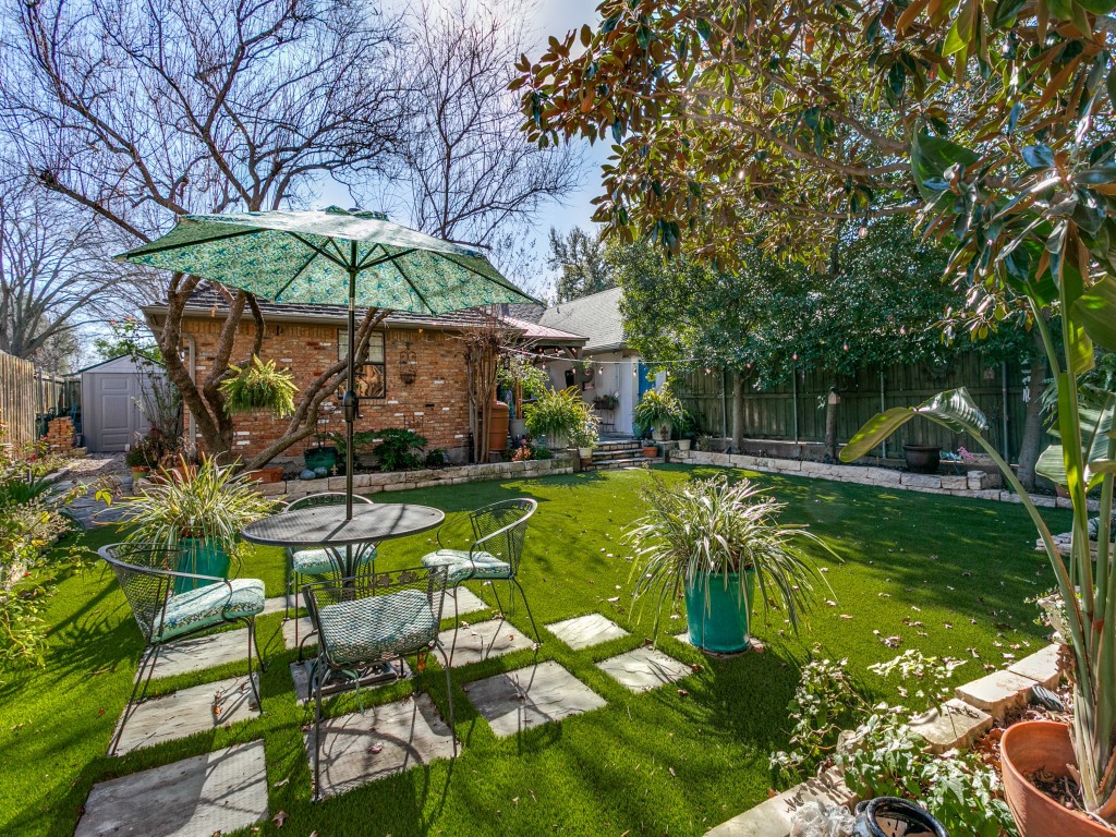 730 Hawk Lane