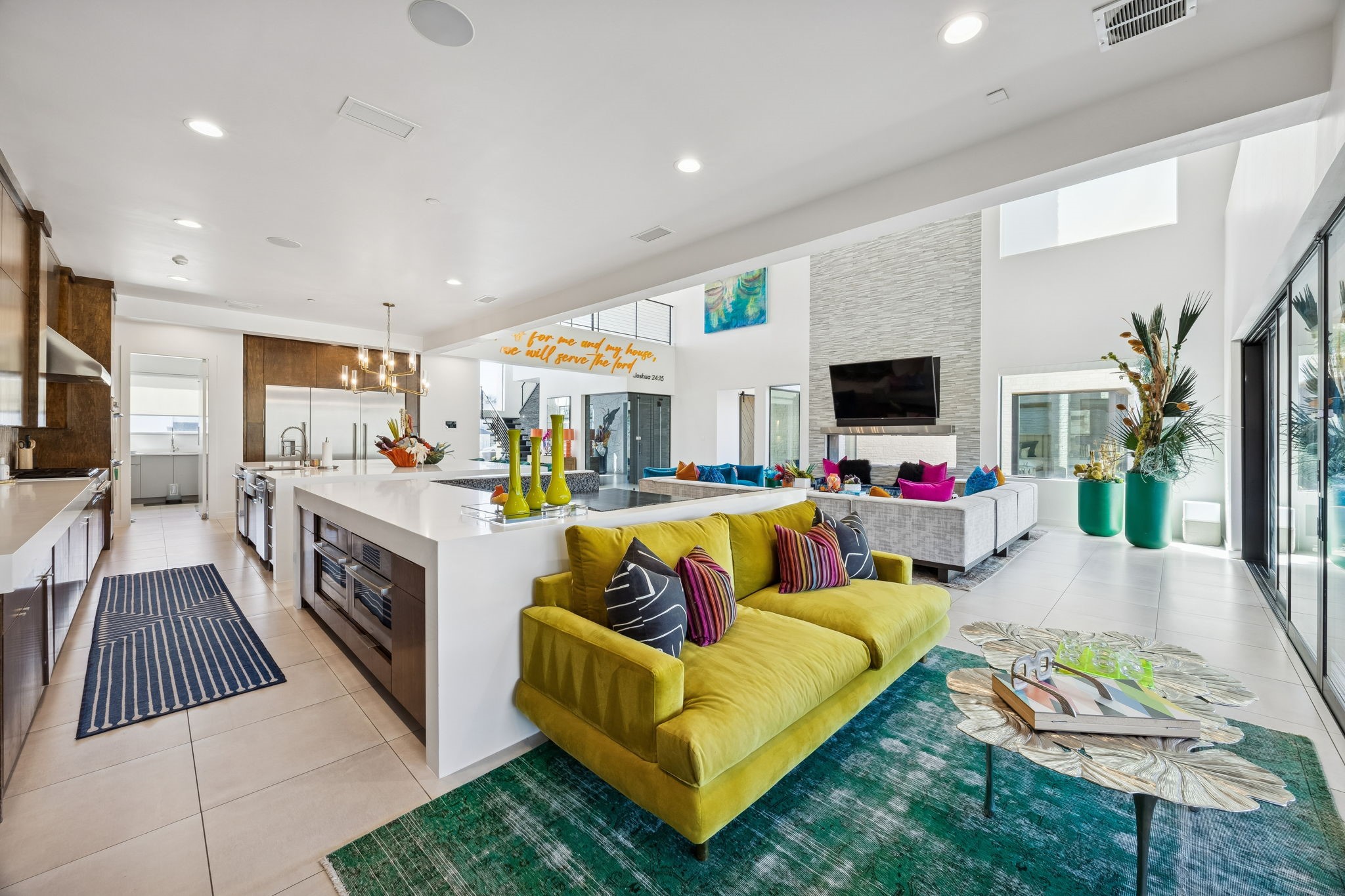 1032 Hatch Court