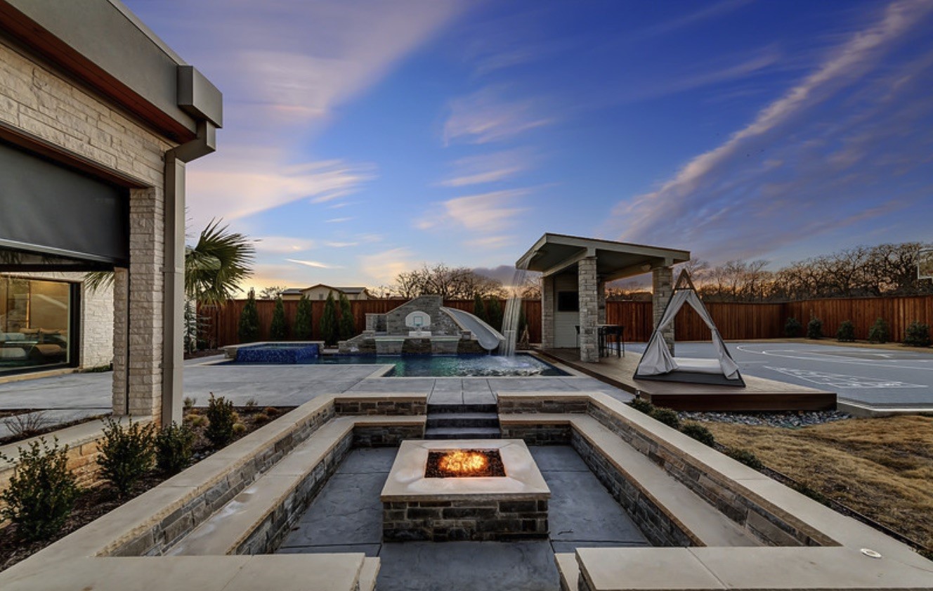 1032 Hatch Court