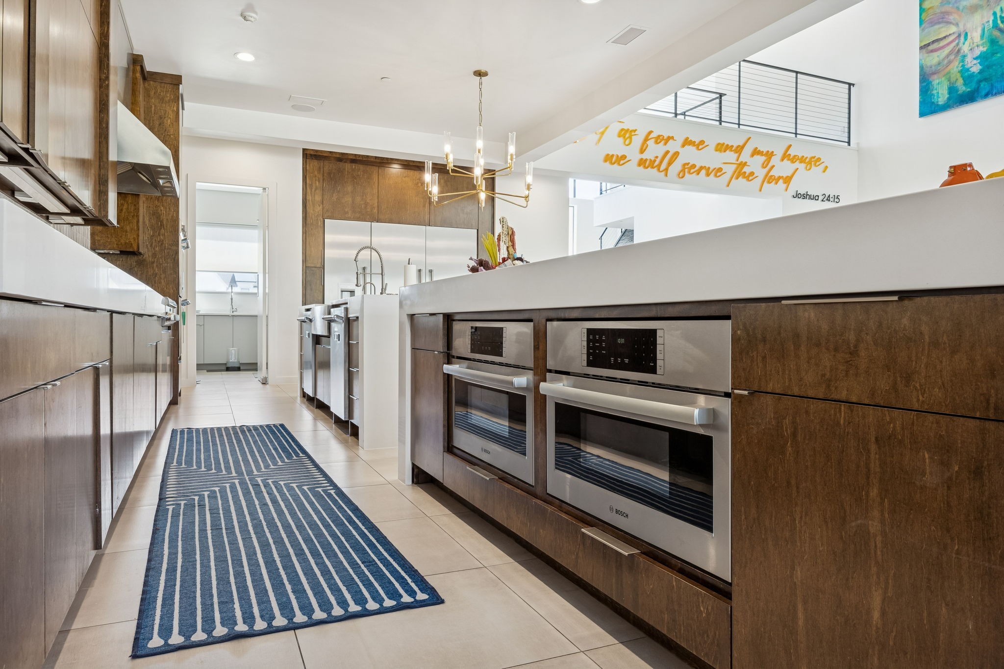 1032 Hatch Court
