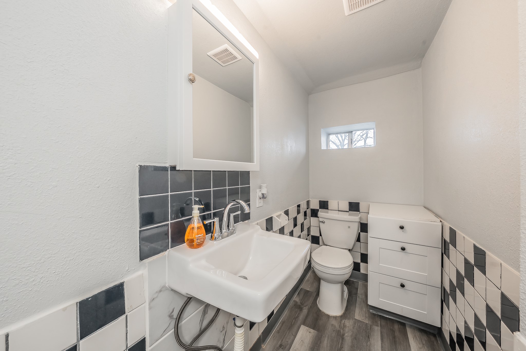 3314 NW 28th Street