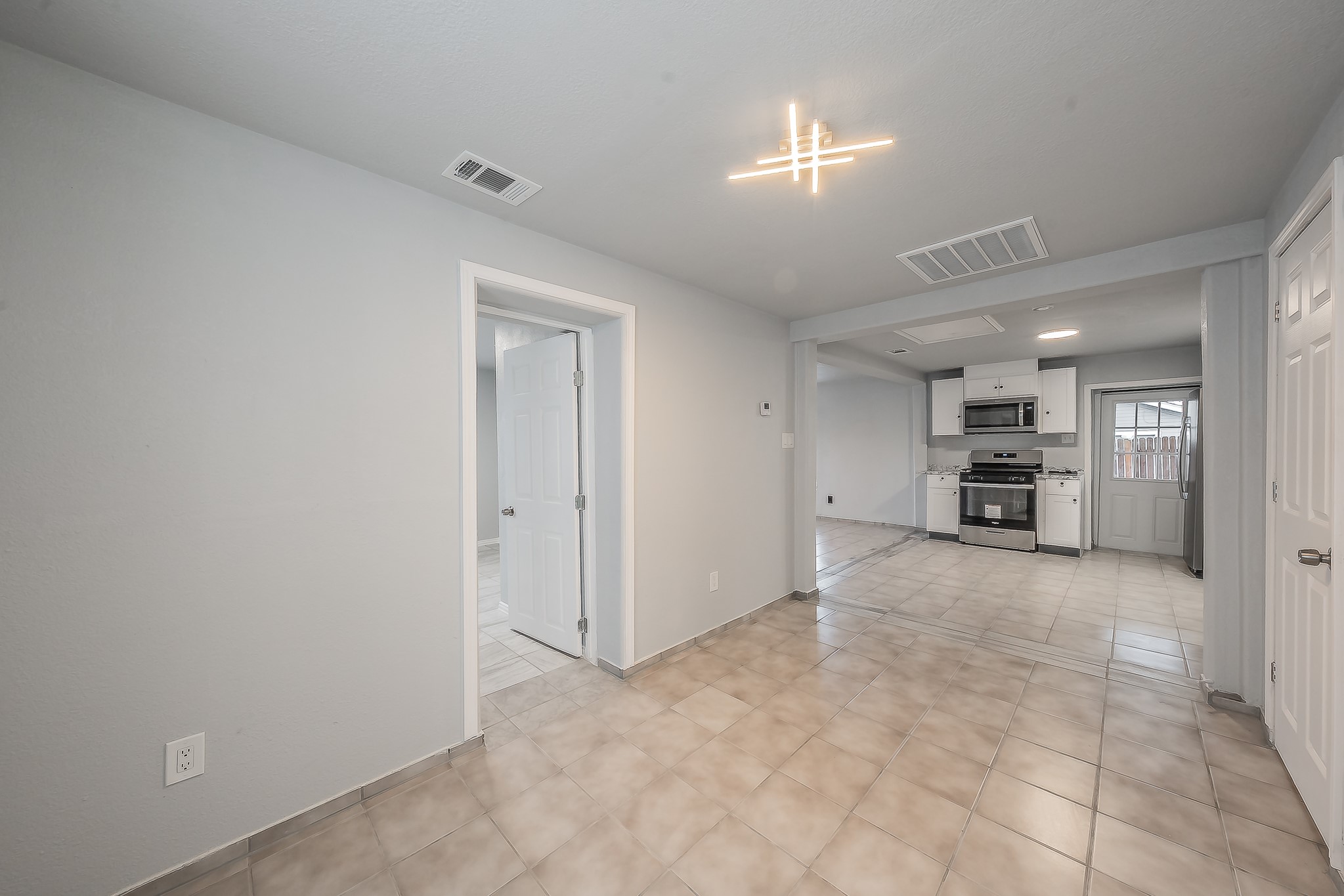 3314 NW 28th Street