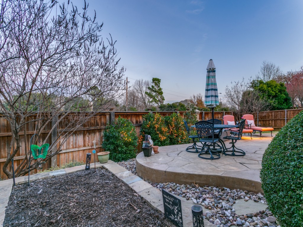 2710 Cobblestone Drive