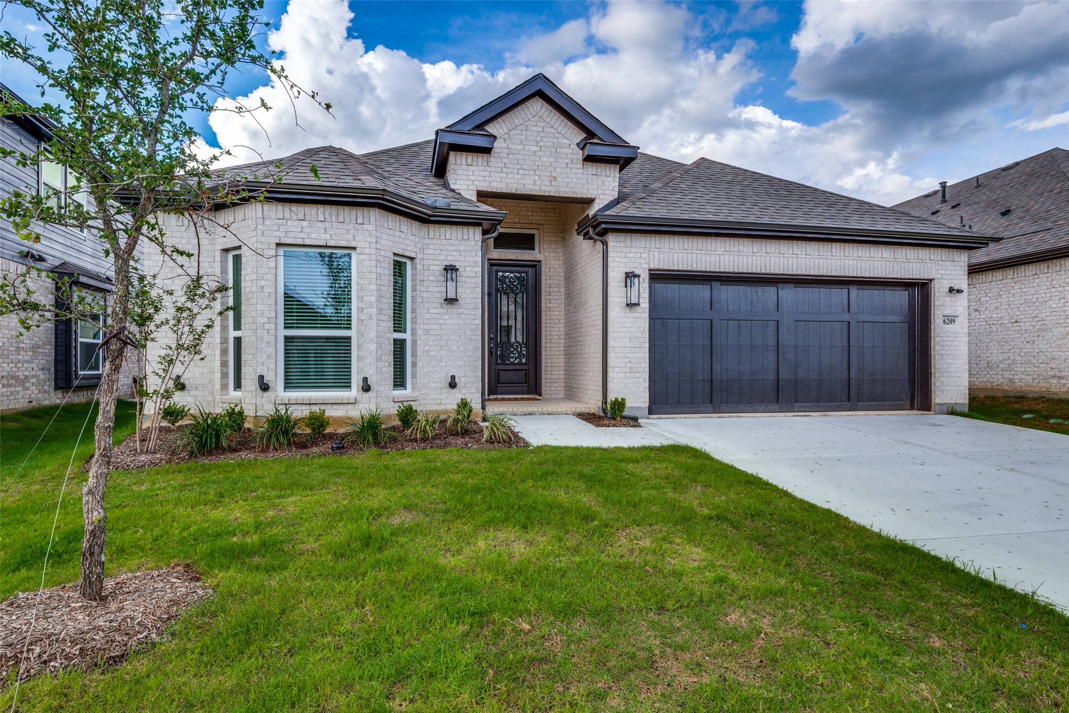 6209 White Creek Drive