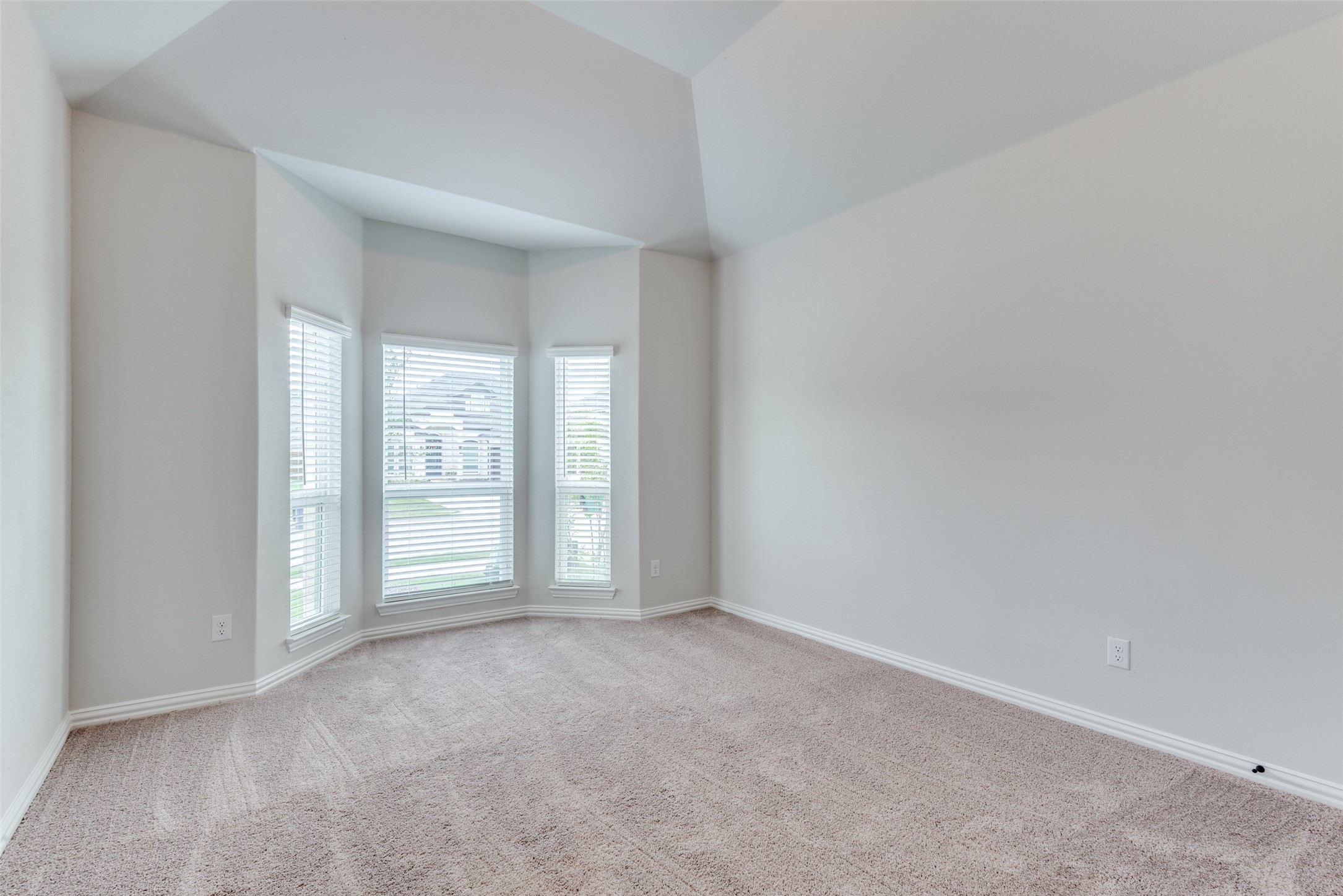 6209 White Creek Drive