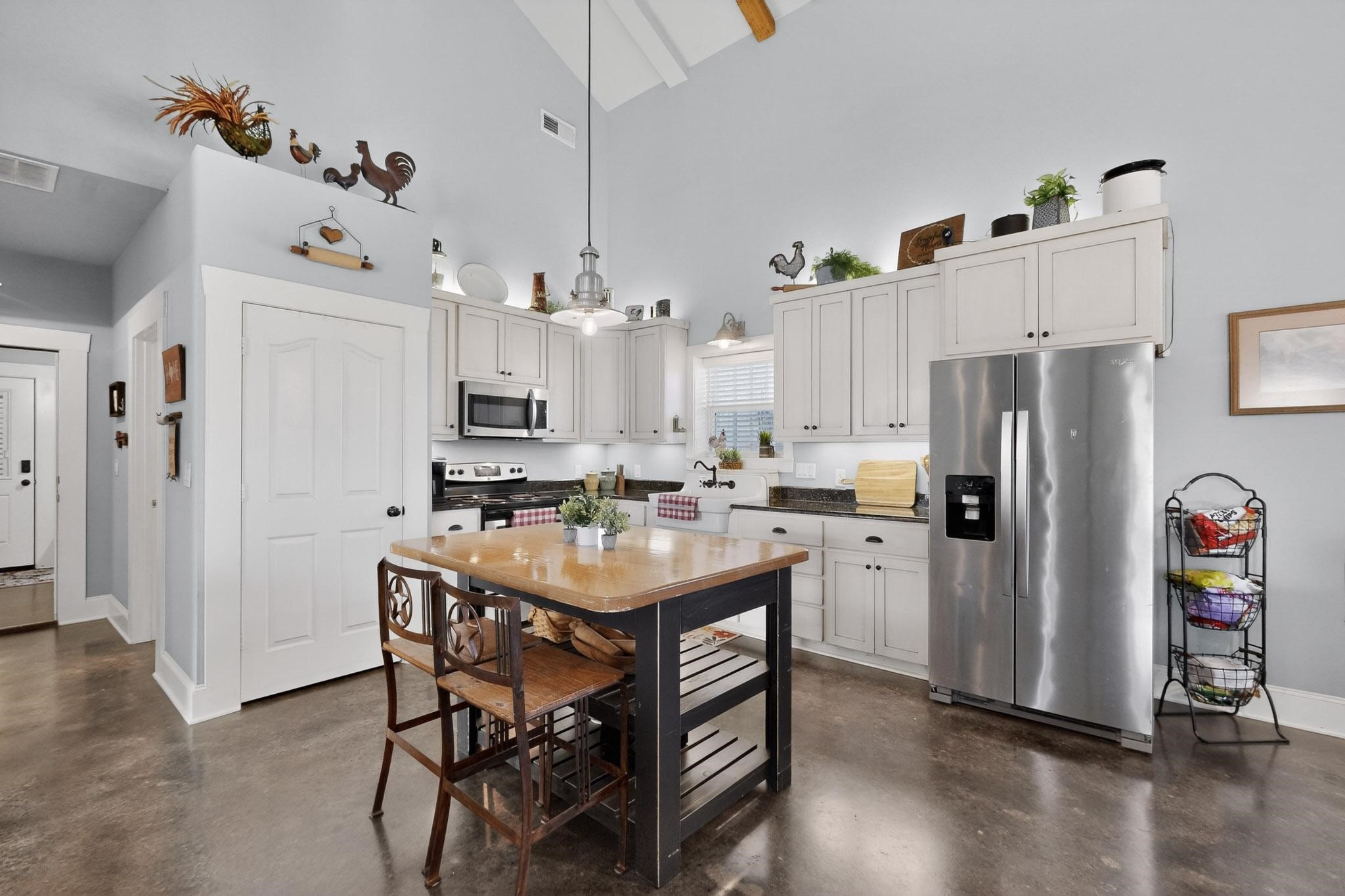 2800 County Road 2905