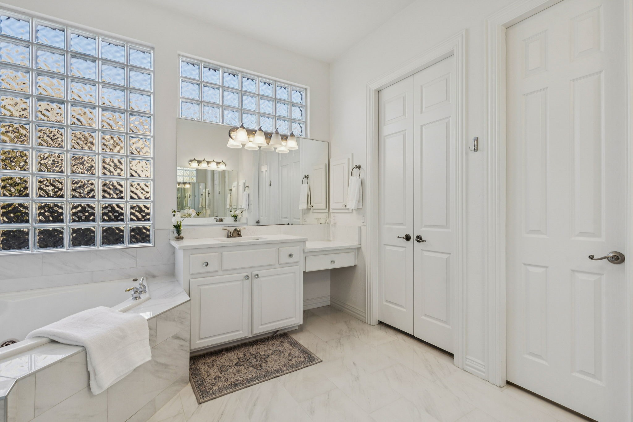 1425 Montgomery Lane