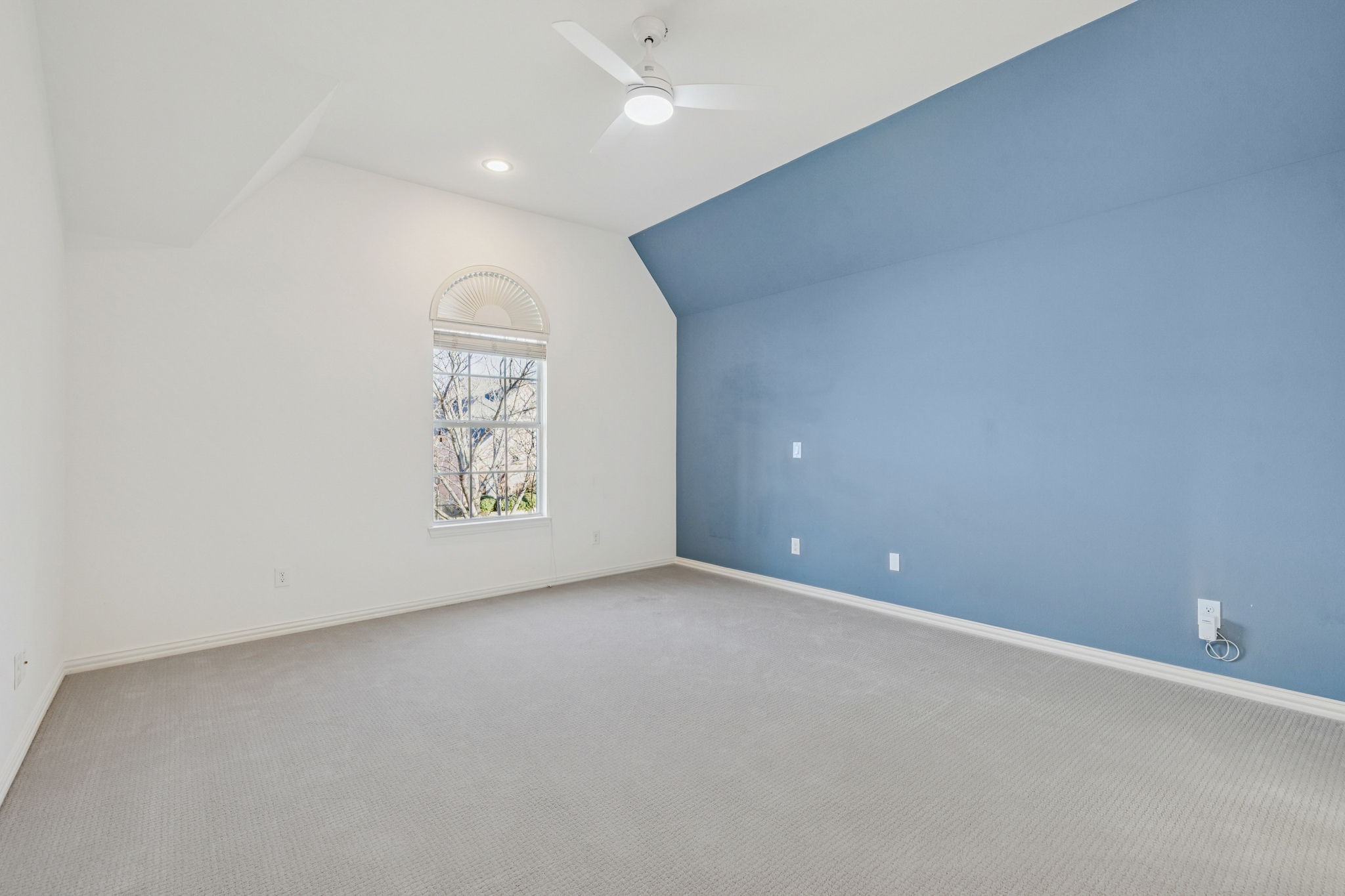 1425 Montgomery Lane